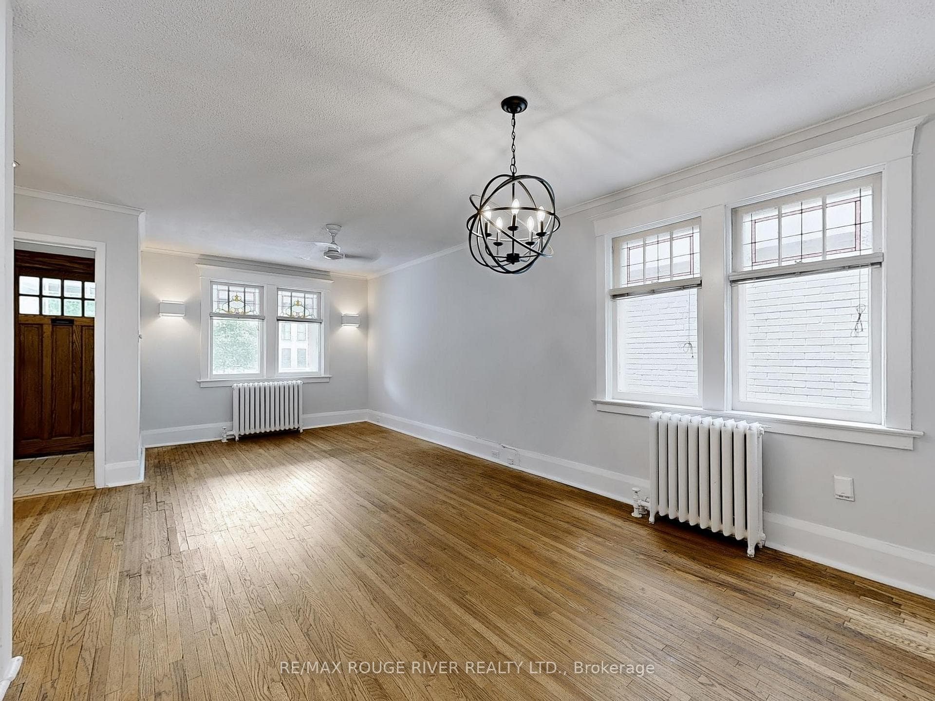 474 Merton Street photo 6
