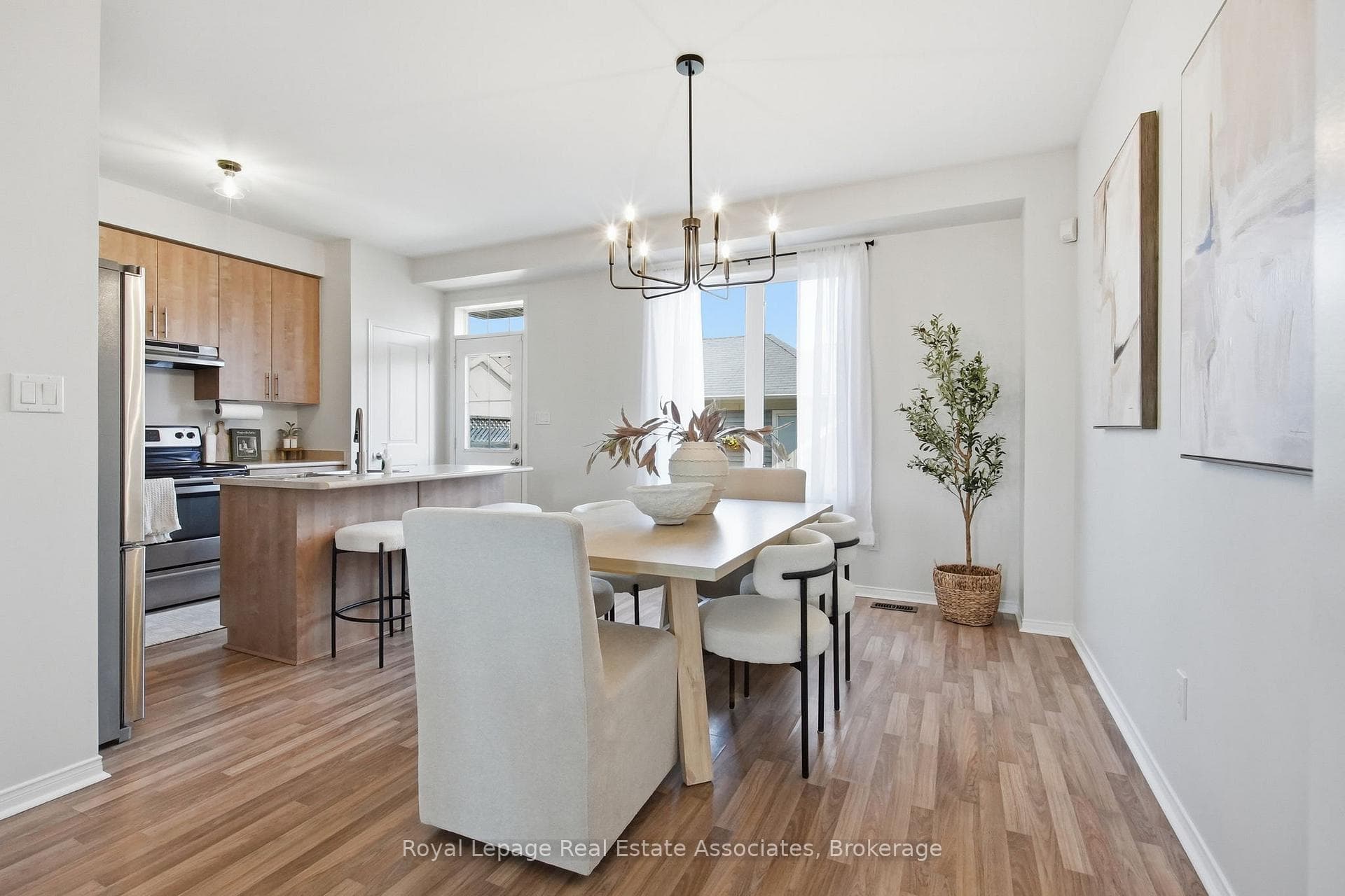 228 Brookhill Boulevard photo 11