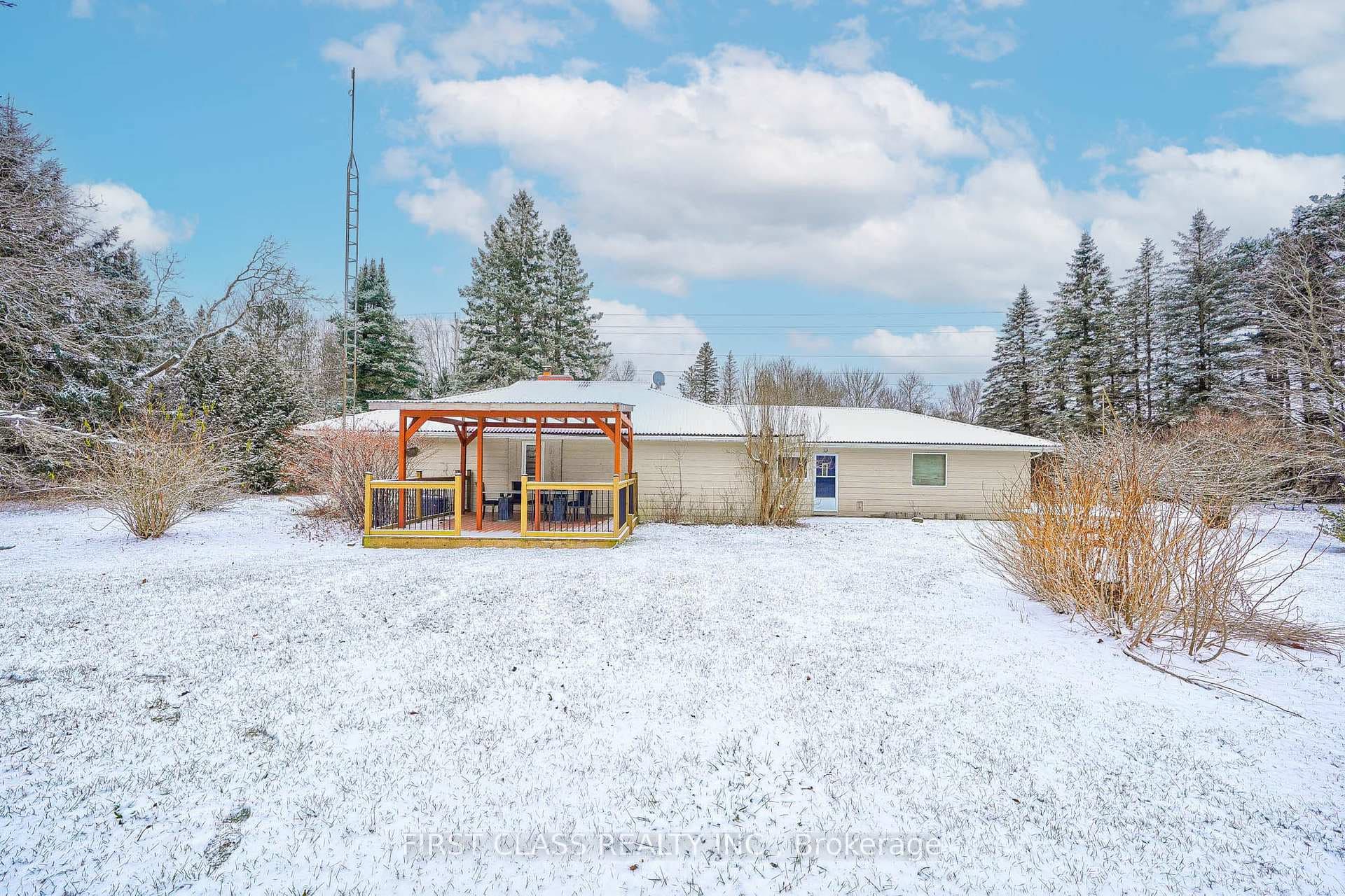 3052 Aurora Road photo 30