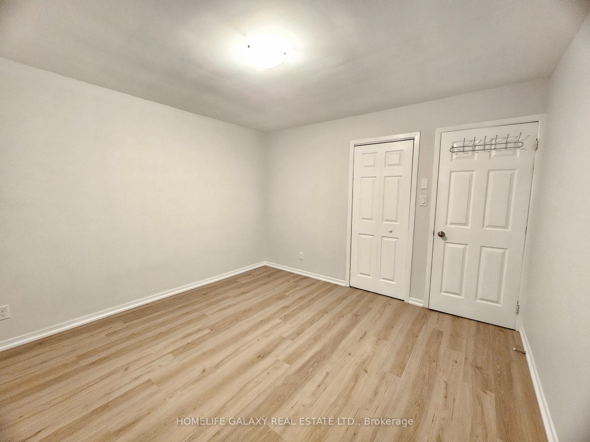25 Zaph Avenue photo 12