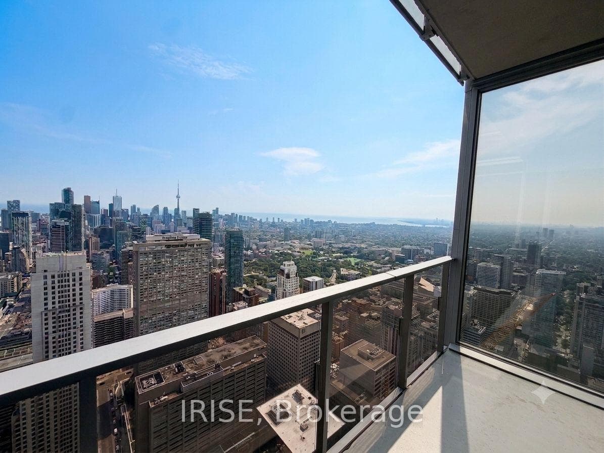 11 Yorkville Avenue Unit 5909 photo 1