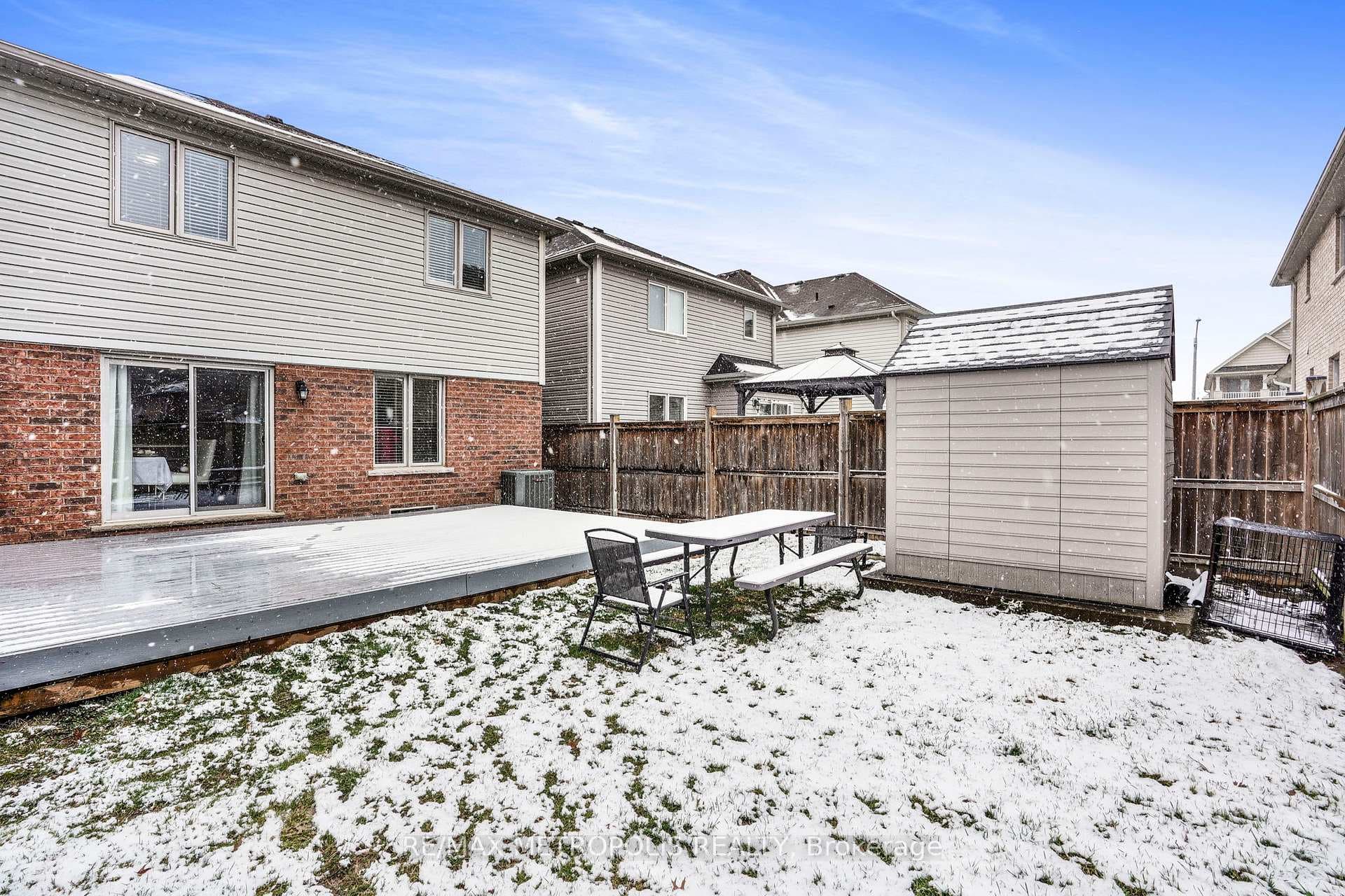8484 Sweet Chestnut Drive photo 36