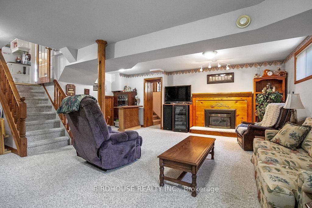 8 Waddell Street photo 24