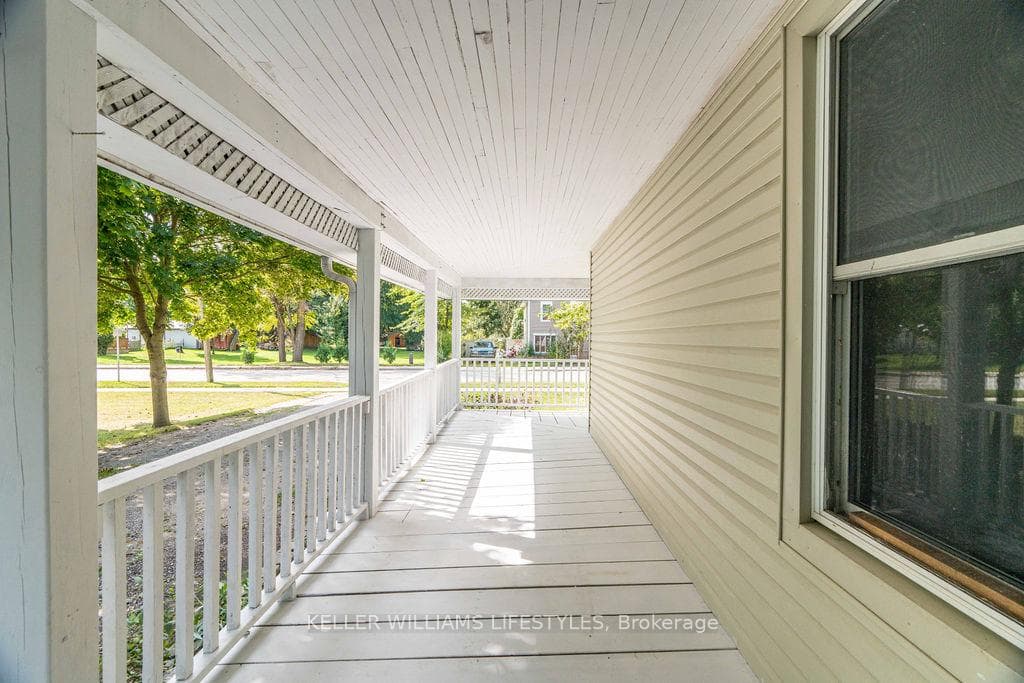 22828 Hagerty Road photo 4