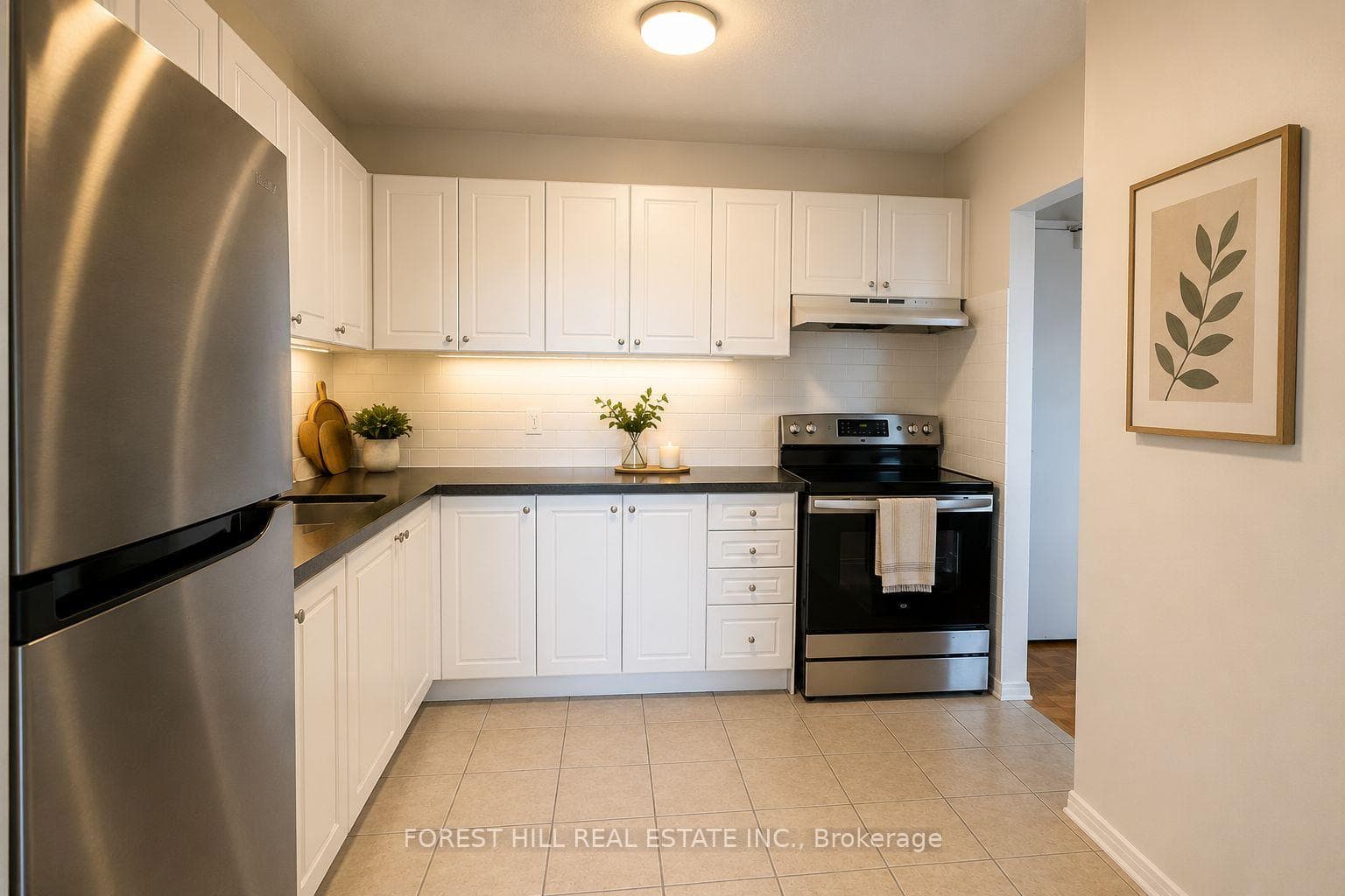 2590 Argyle Road Unit 1105 photo 5