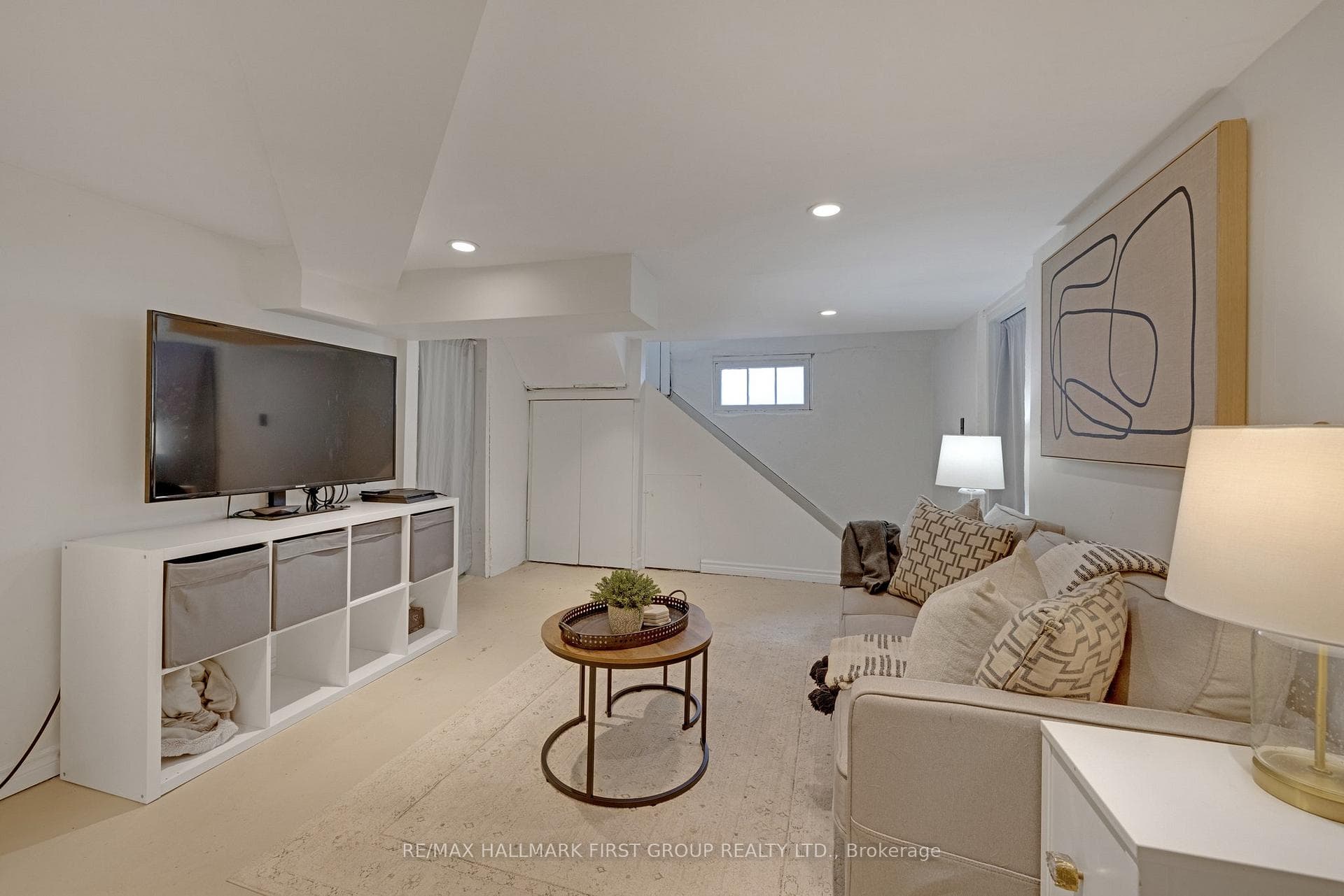 456 Mary Street photo 24