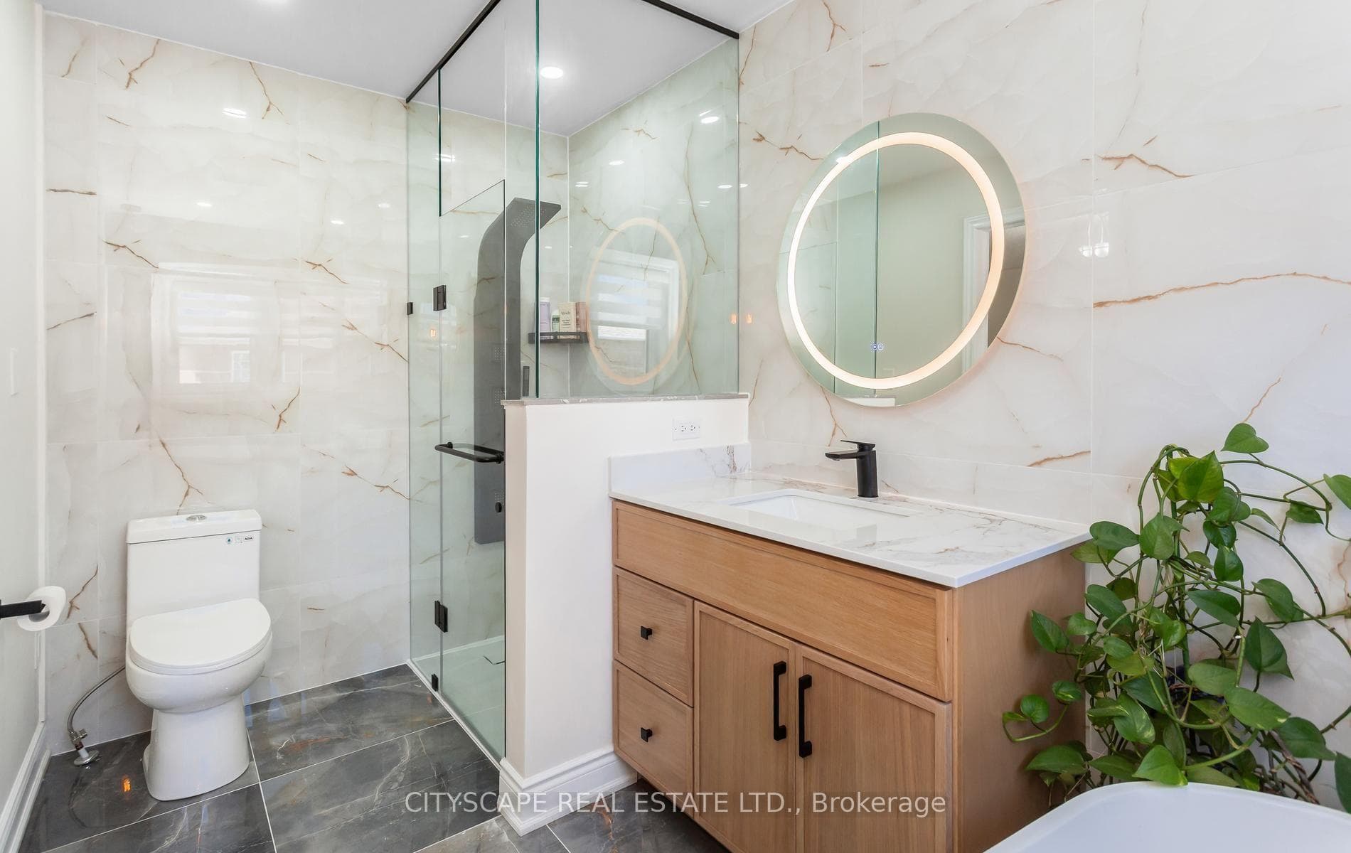 5685 Topaz Place photo 32