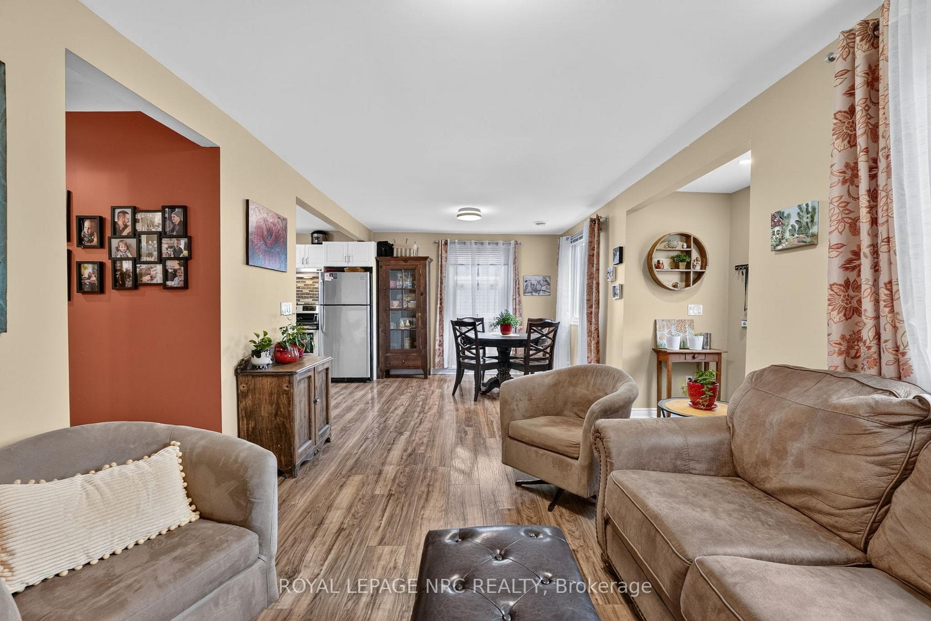 63 OAKWOOD Street photo 6