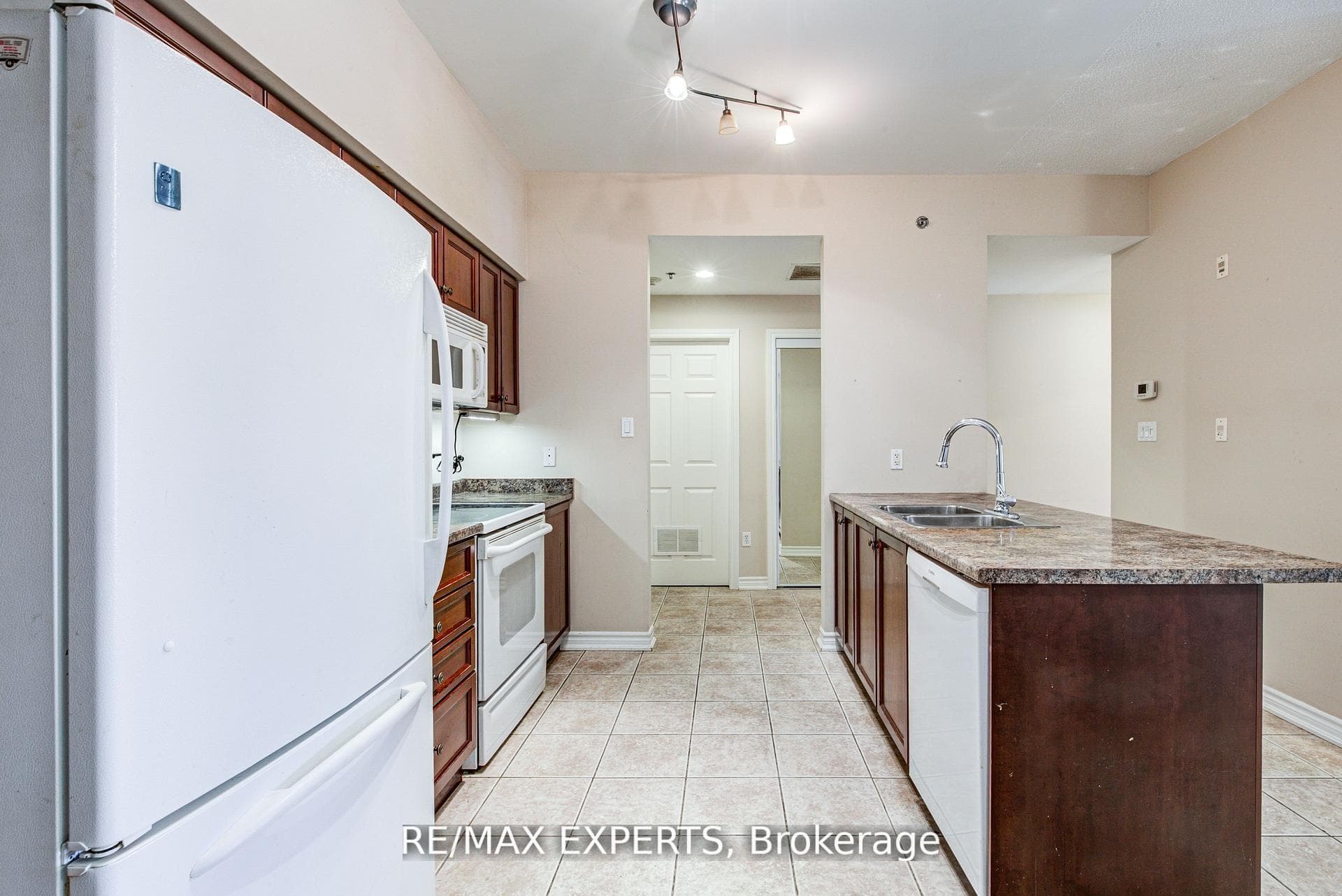 391 Plains Road Unit 102 photo 15