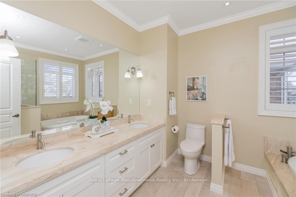 52 GARRISON Square photo 22