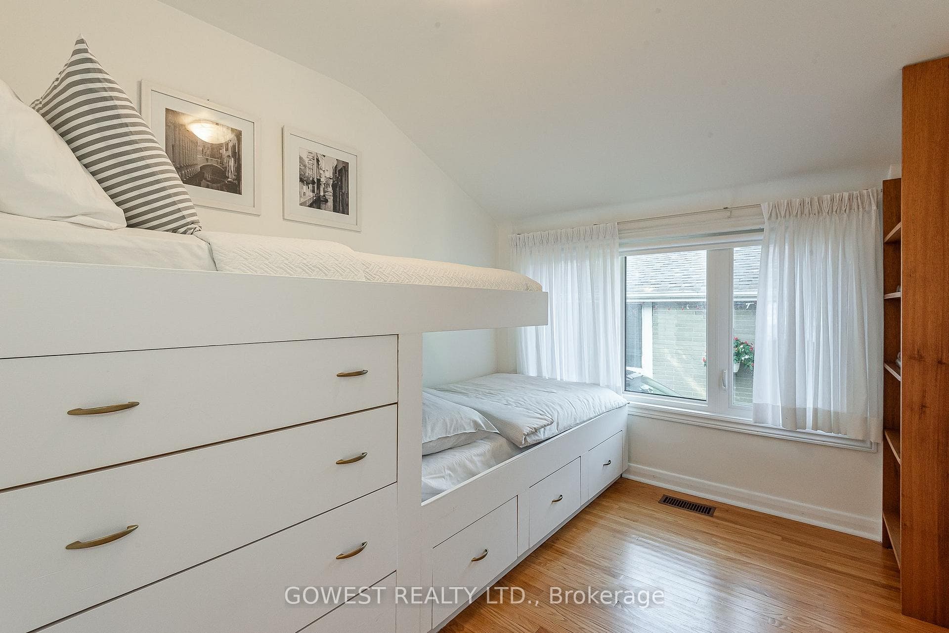 26 Peking Road photo 21