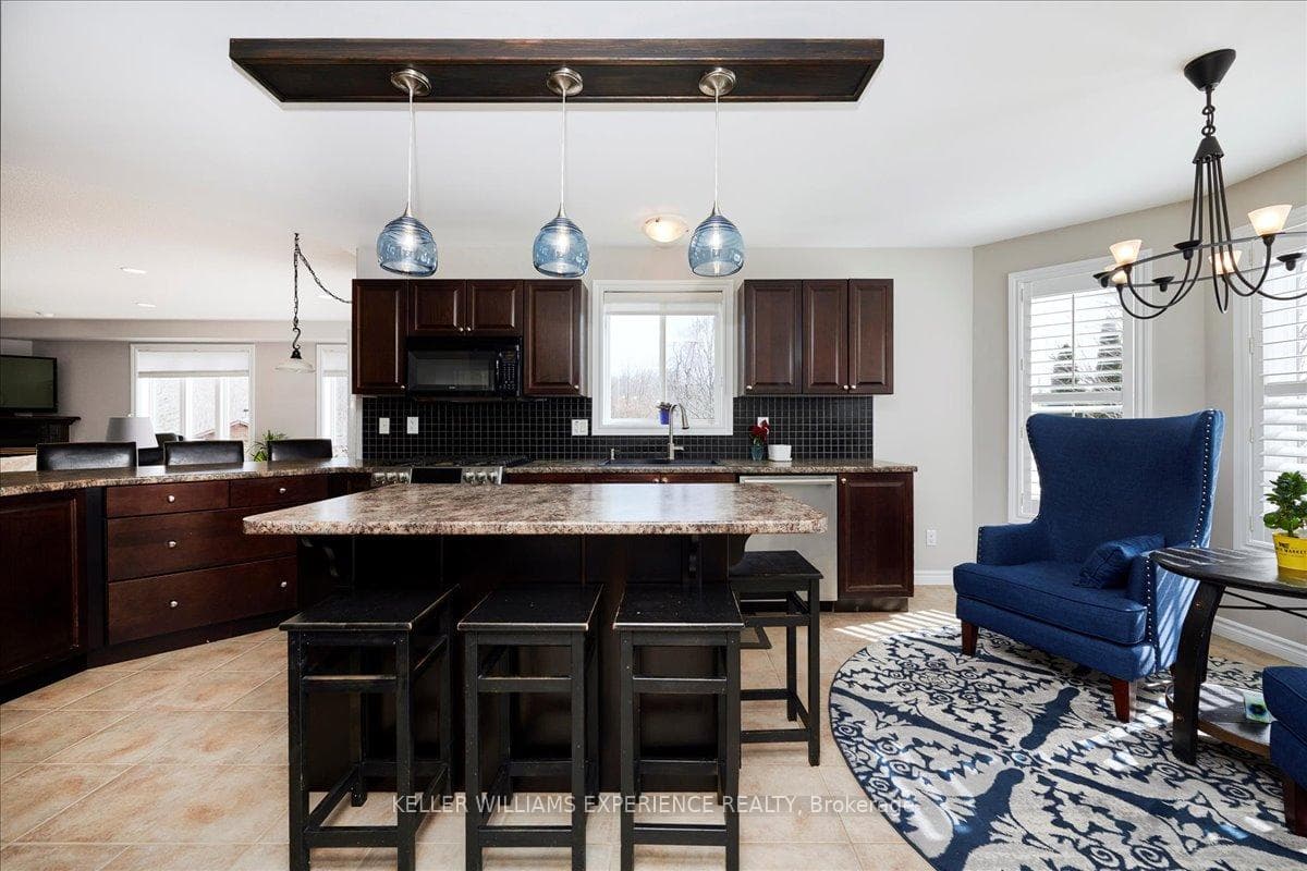 52 O'Neill Circle photo 8