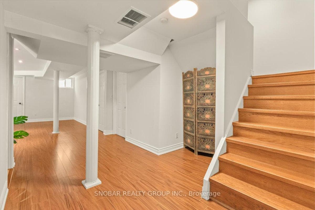 160 Hay Avenue photo 33
