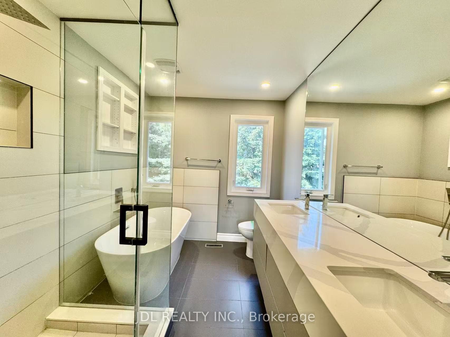 18 Findhorn Crescent photo 19
