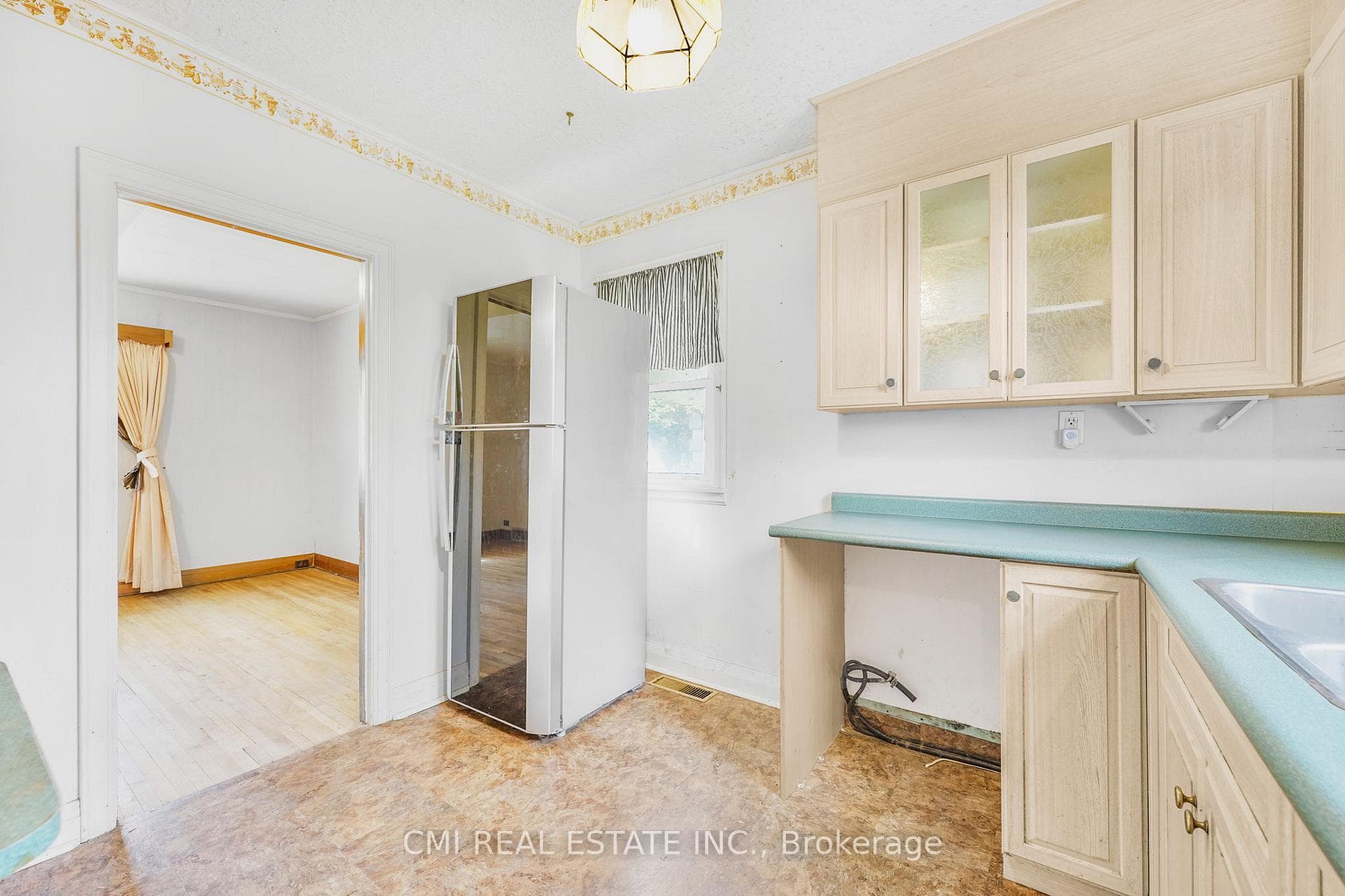 131 Charles Street photo 12