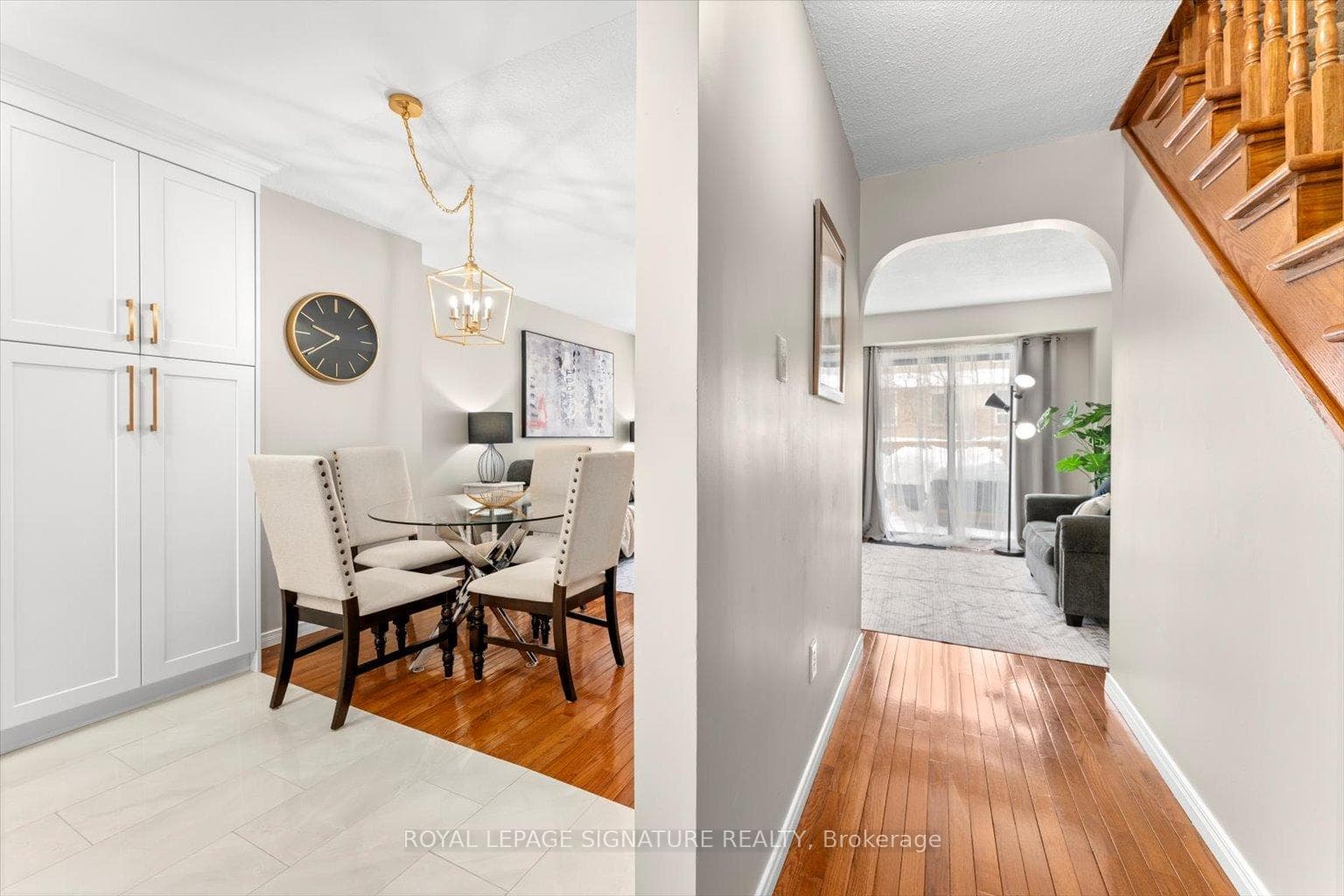 858 Hyland Street photo 11