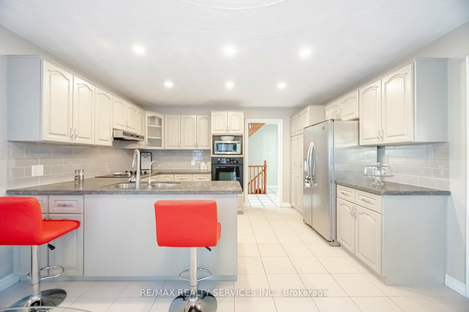 41 Jadestone Court photo 12