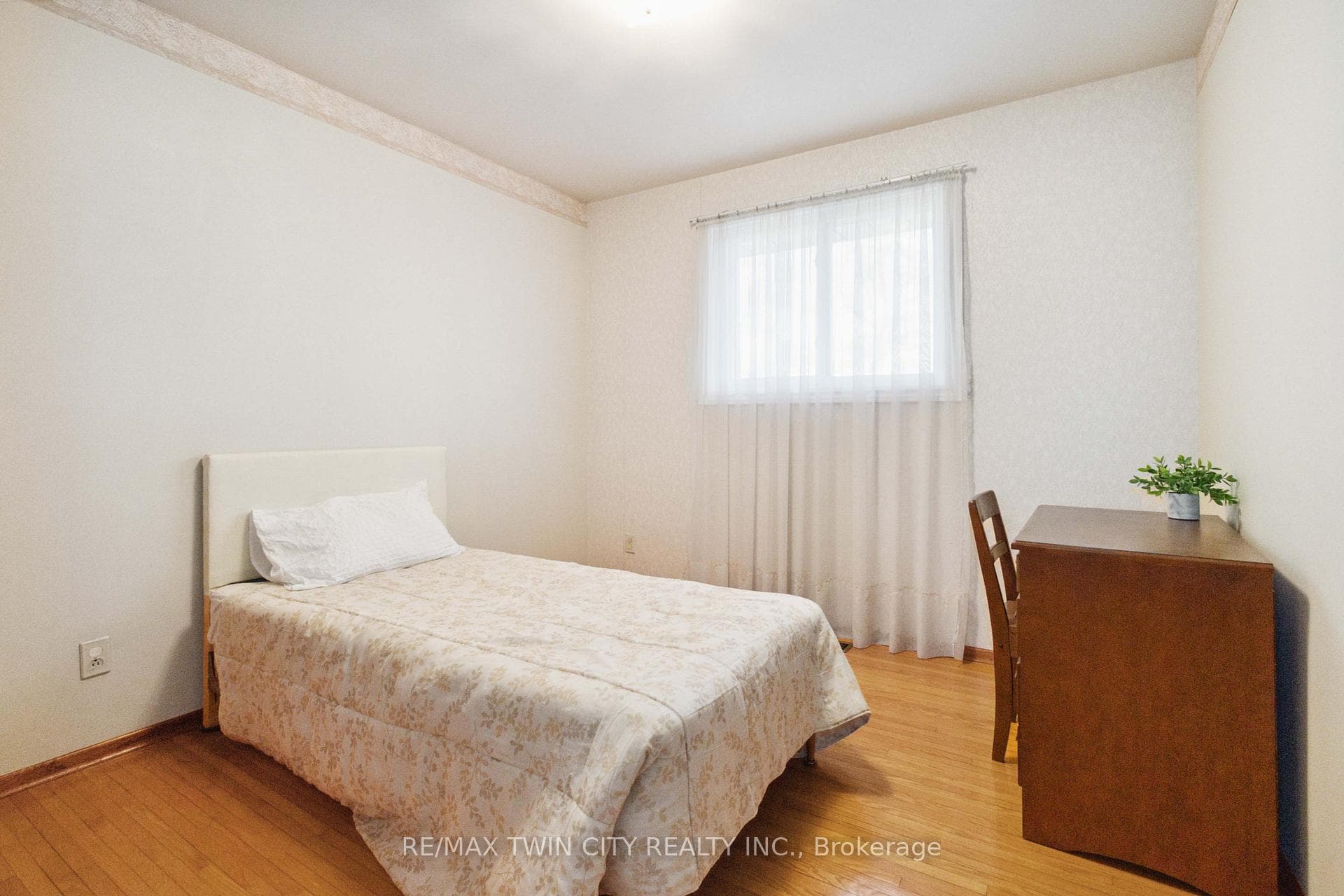 33 Allanton Boulevard photo 18
