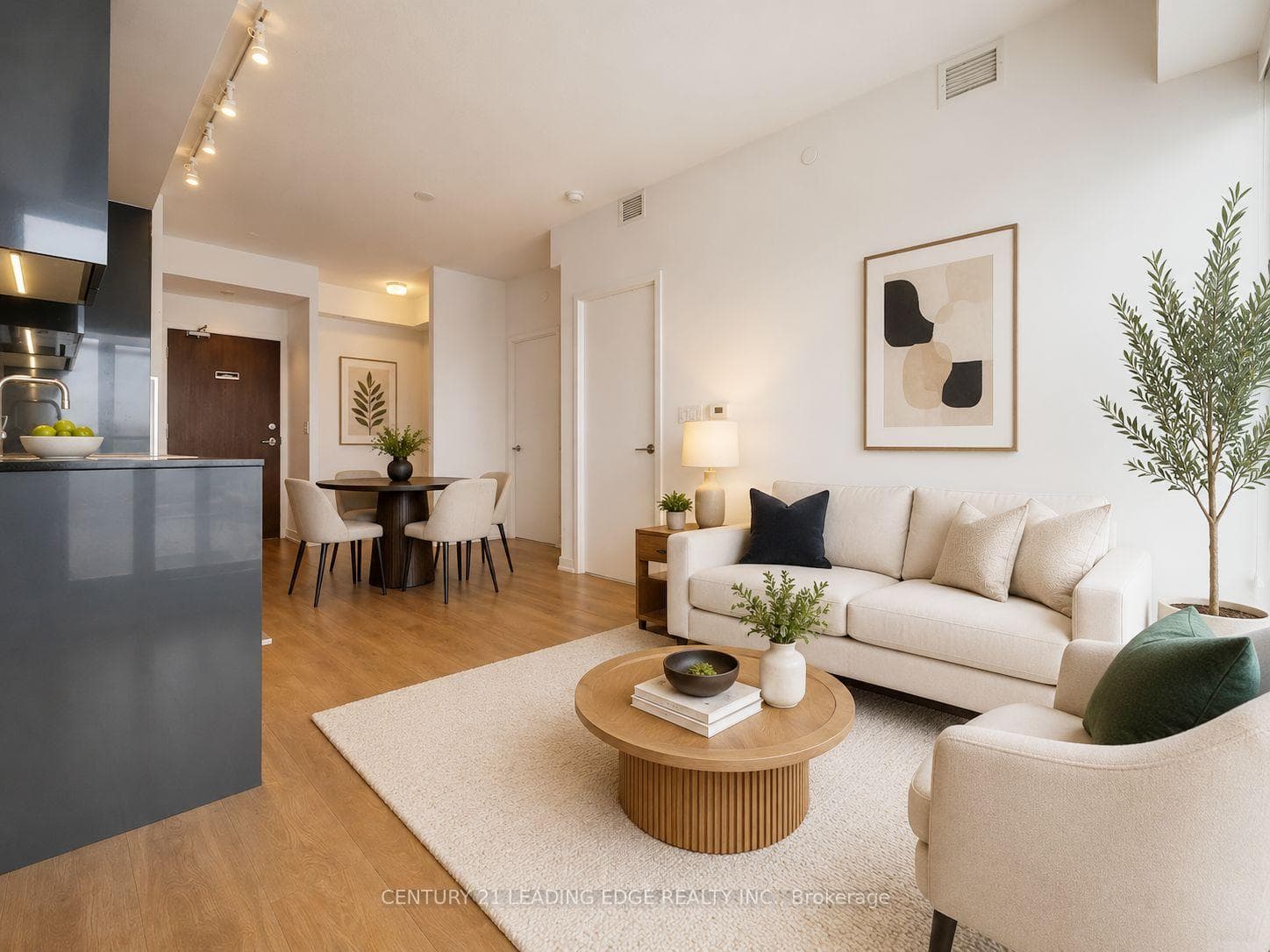 115 Mcmahon Drive Unit 709 photo 5