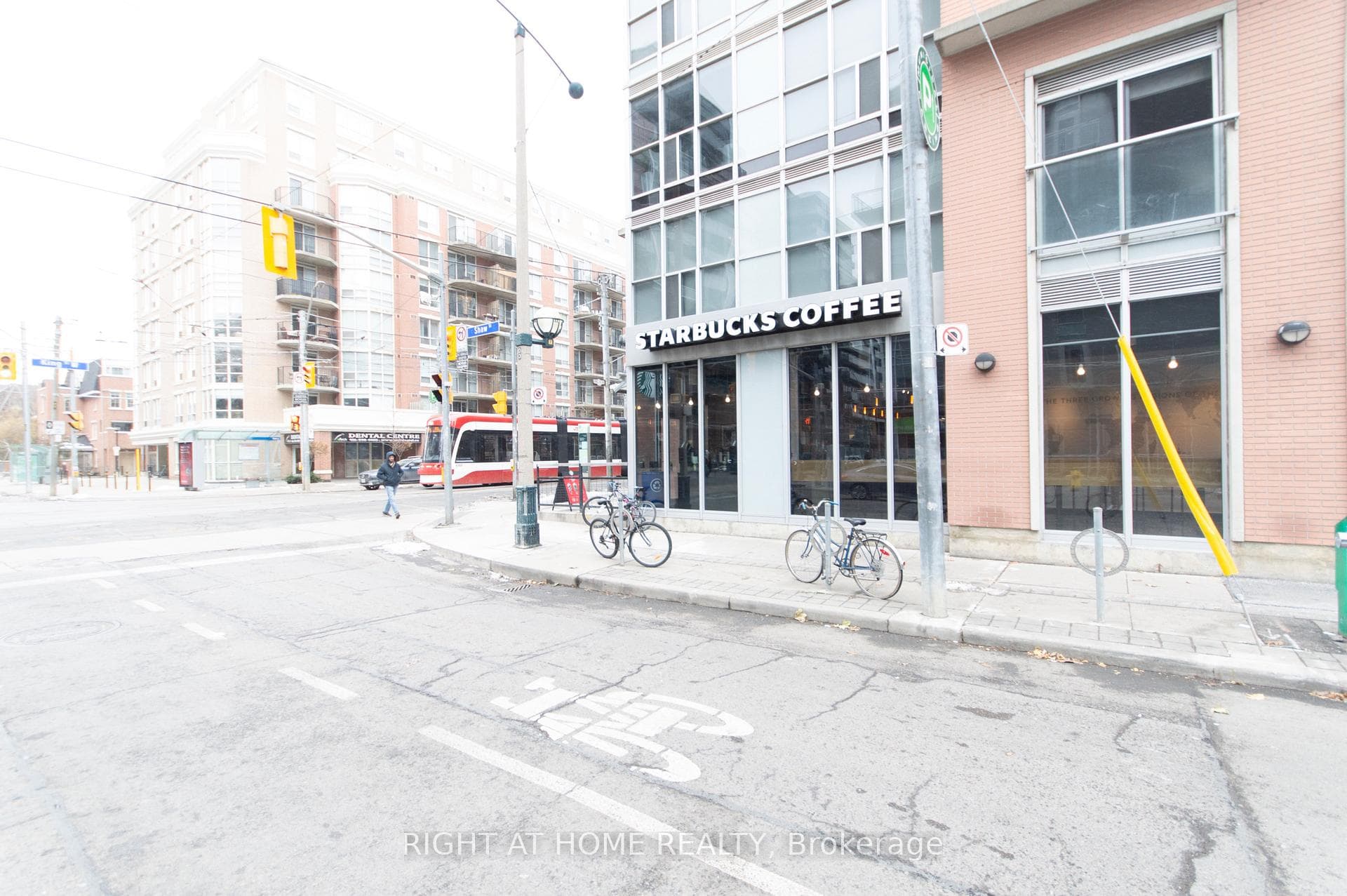 70 Douro Street Unit 269 photo 18