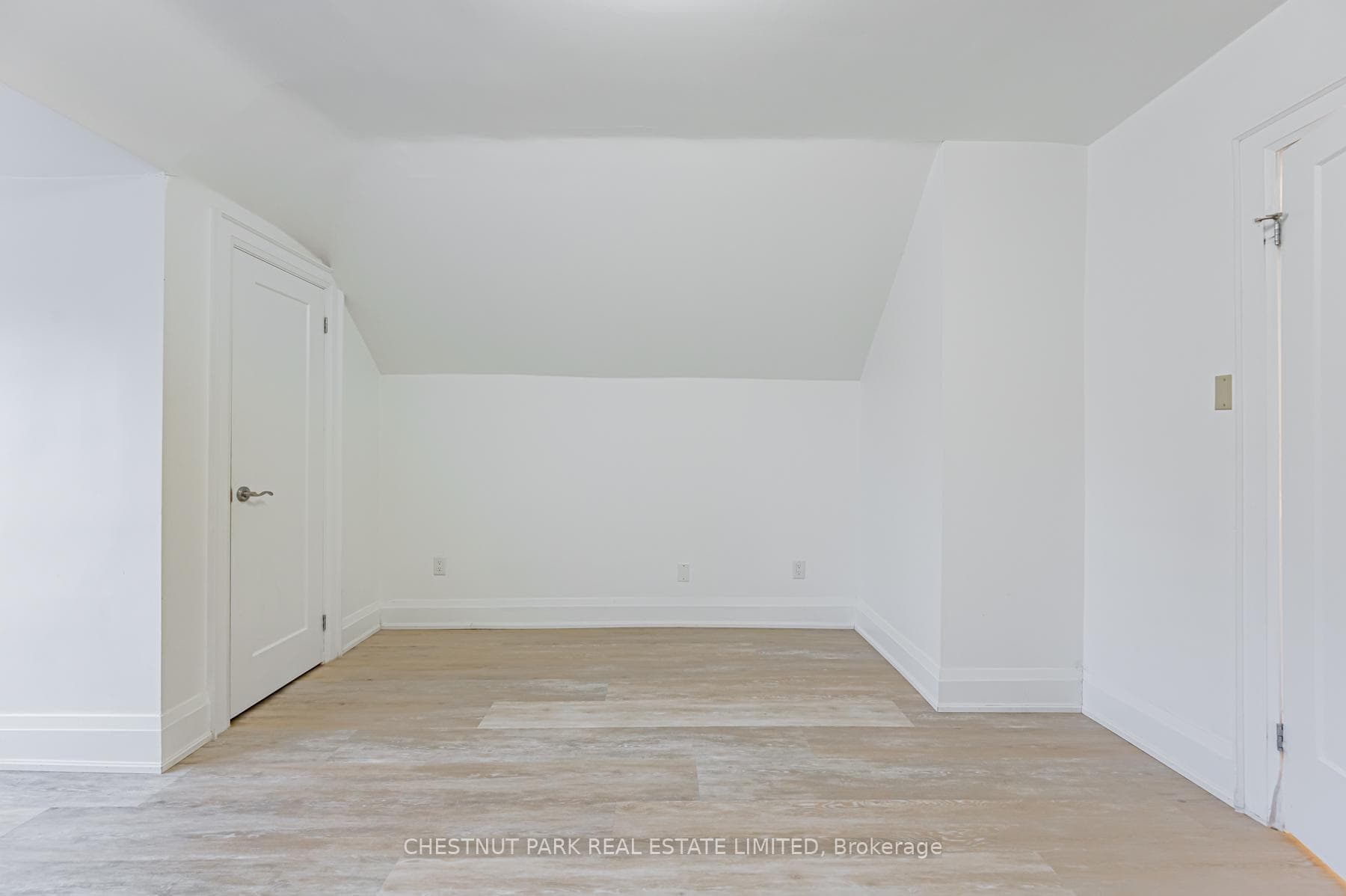 6 Glen Edyth Drive Unit Upper photo 18