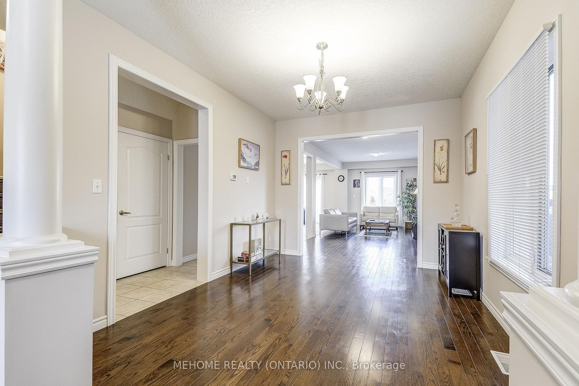 63 Huck Crescent photo 7