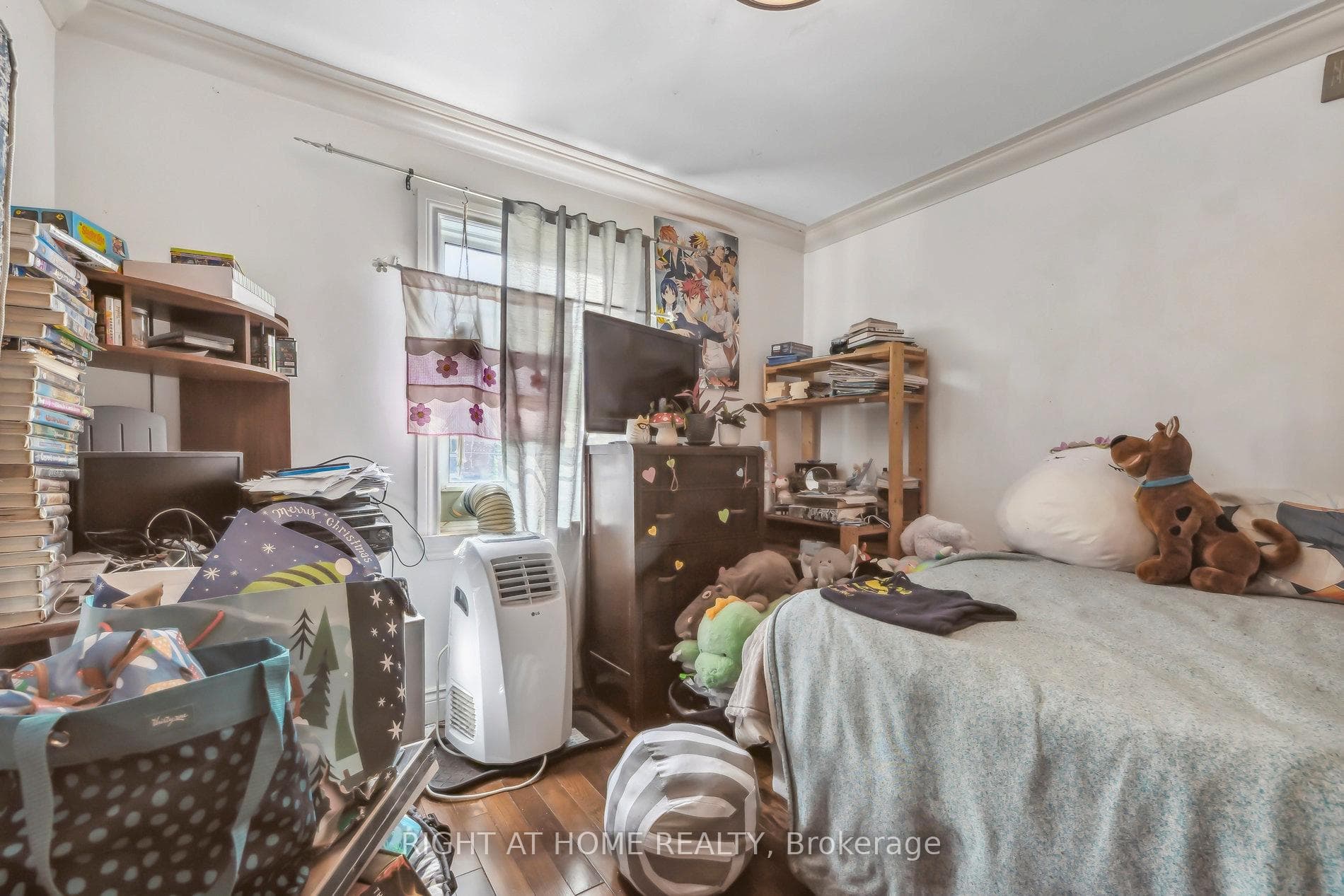 234 DEARBORN Avenue photo 12