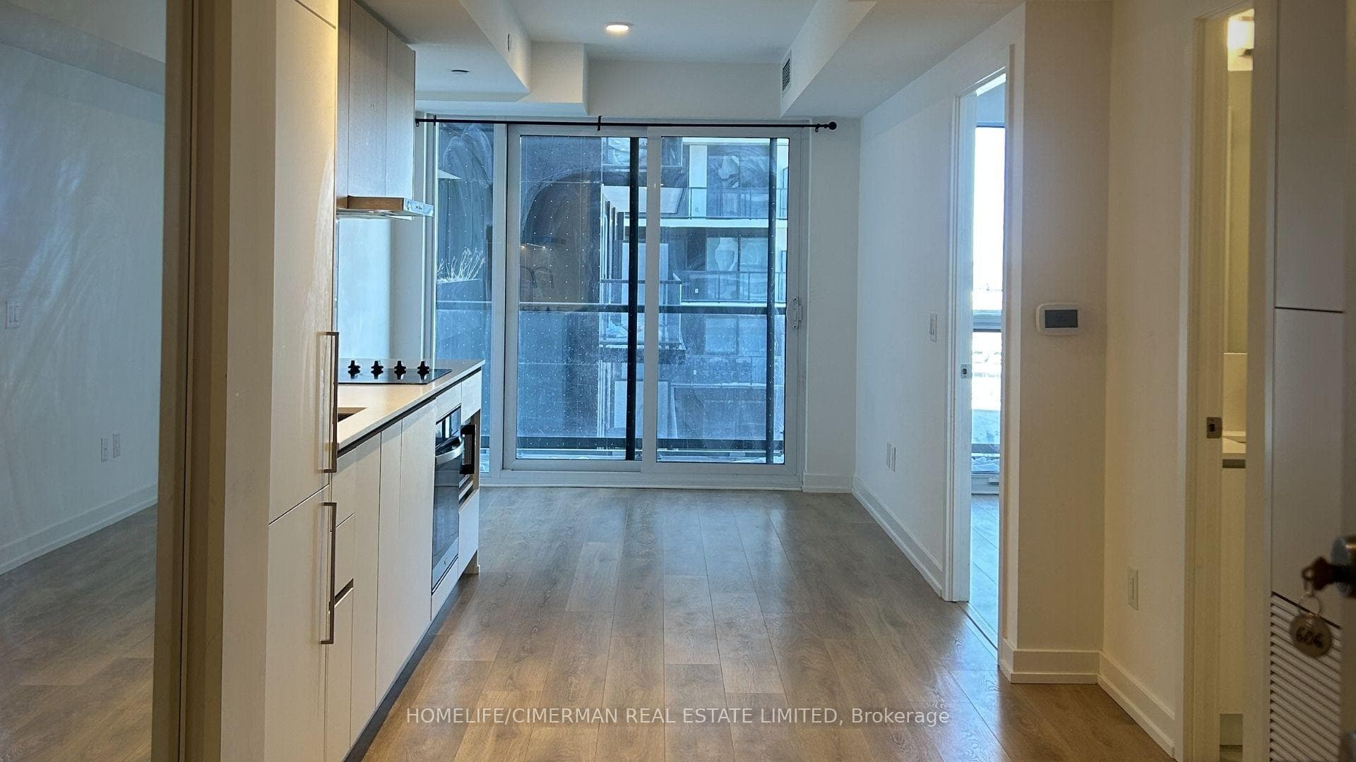 1100 Sheppard Avenue Unit 606 photo 2