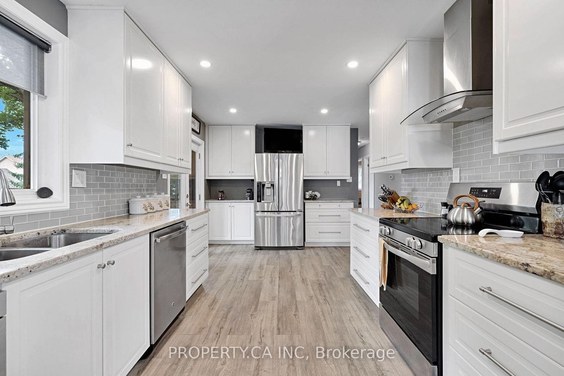 1620 Farmbrook Road photo 17
