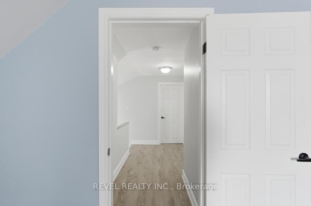 44 Jefferson Avenue photo 26