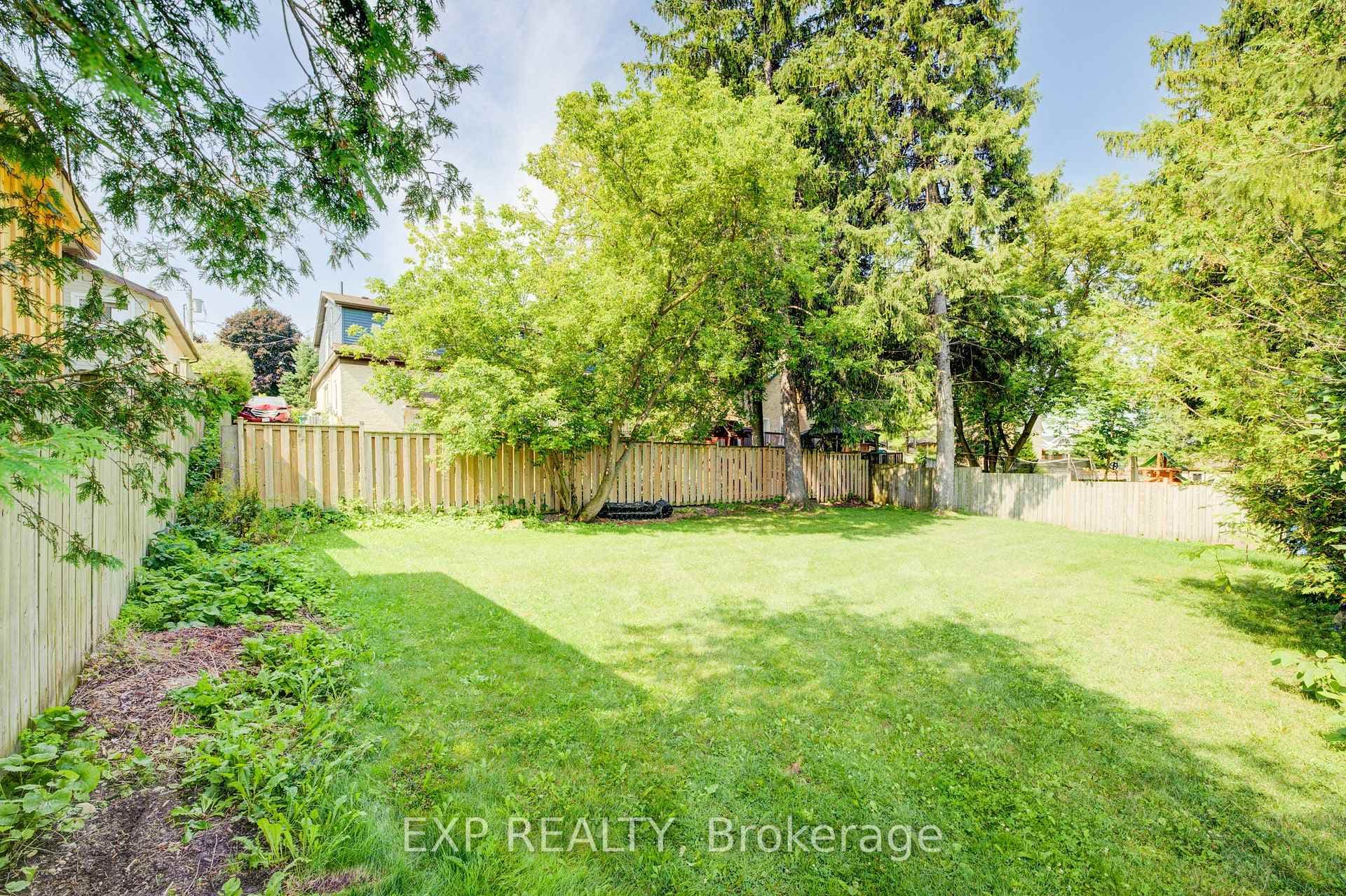 16 Edward Street photo 36