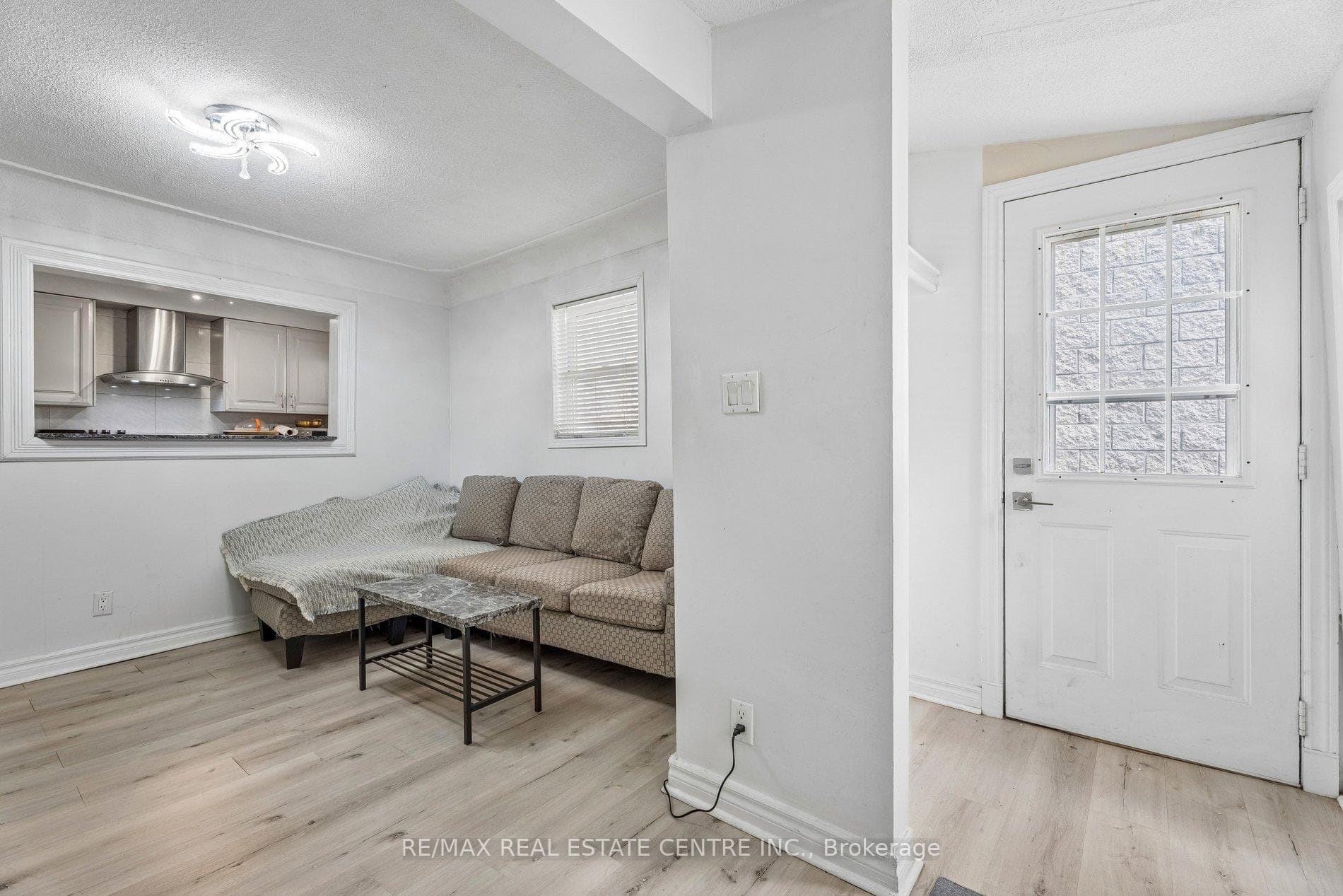 43 Whitfield Avenue photo 7