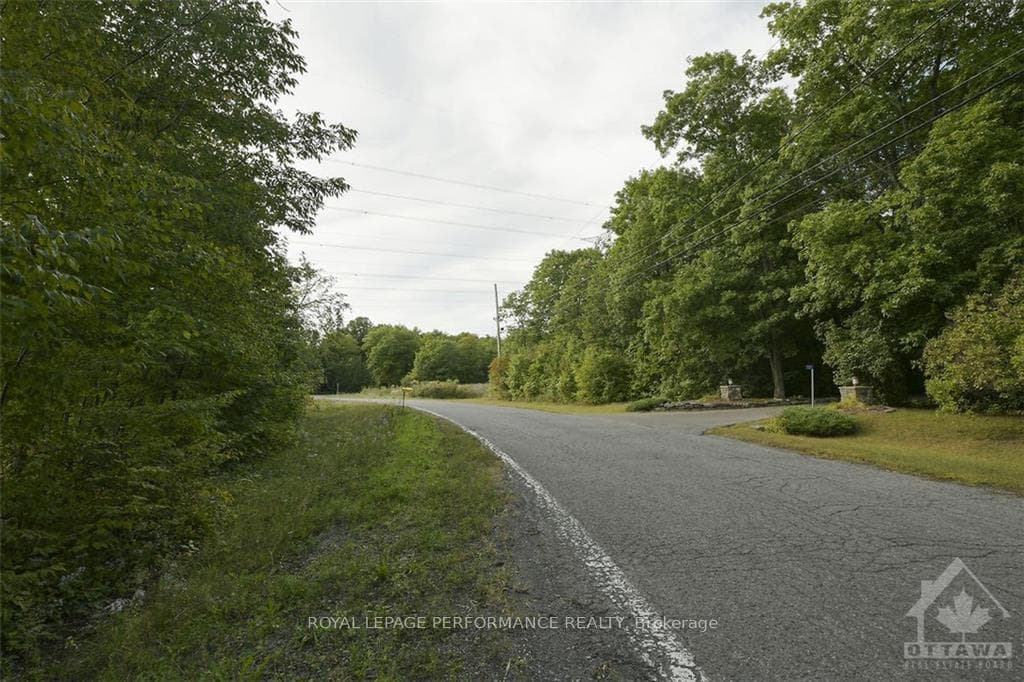 1310 CUMBERLAND RIDGE Drive photo 2