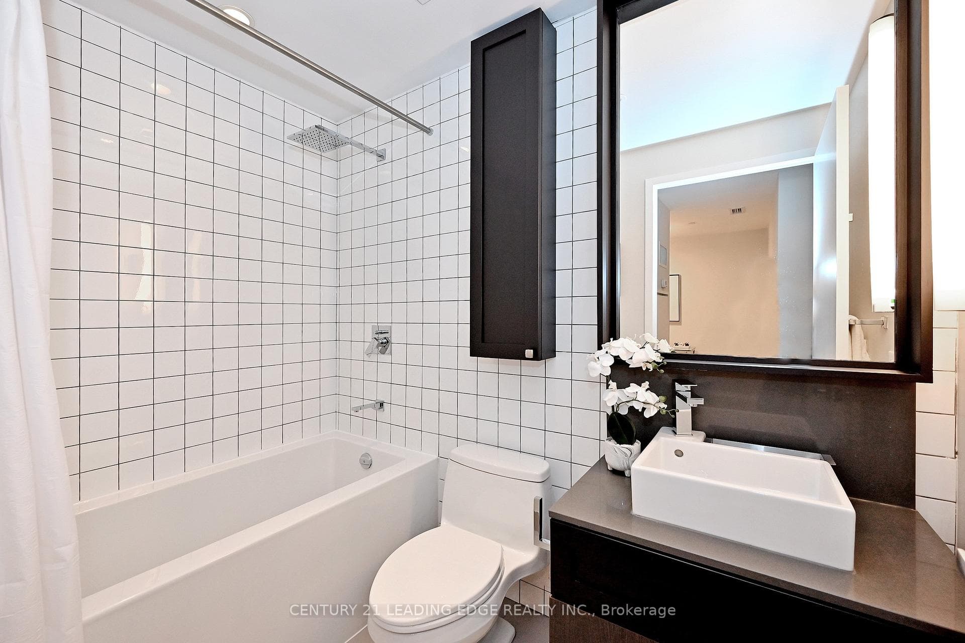 783 Bathurst Street Unit 215 photo 29