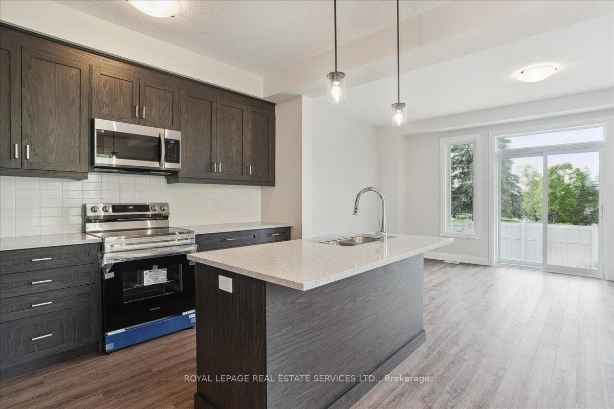 143 Elgin Street Unit 31 photo 6