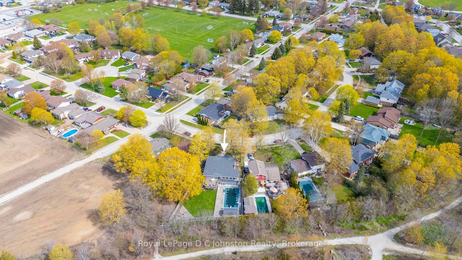 343 Maple Drive photo 48