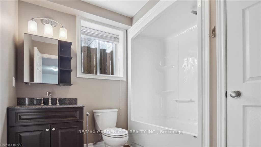 36 Hillview Road photo 28