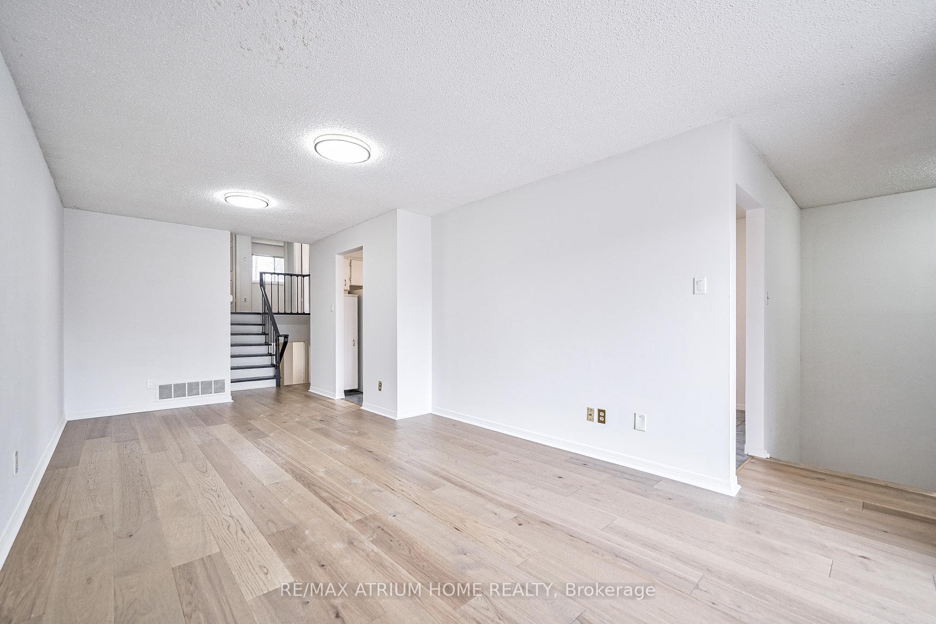 4058 Fuchsia Place photo 5