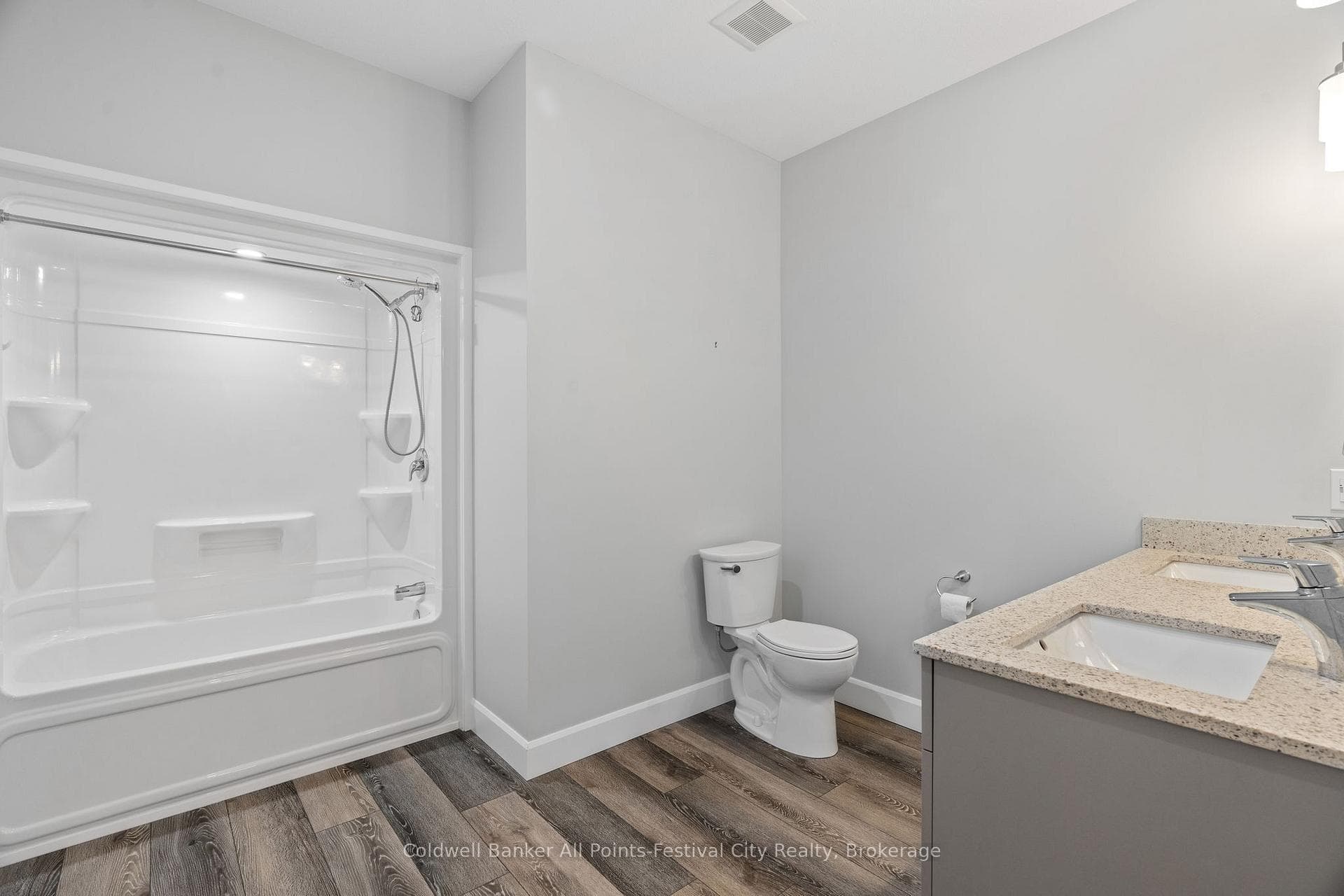 463 Warren Street photo 30