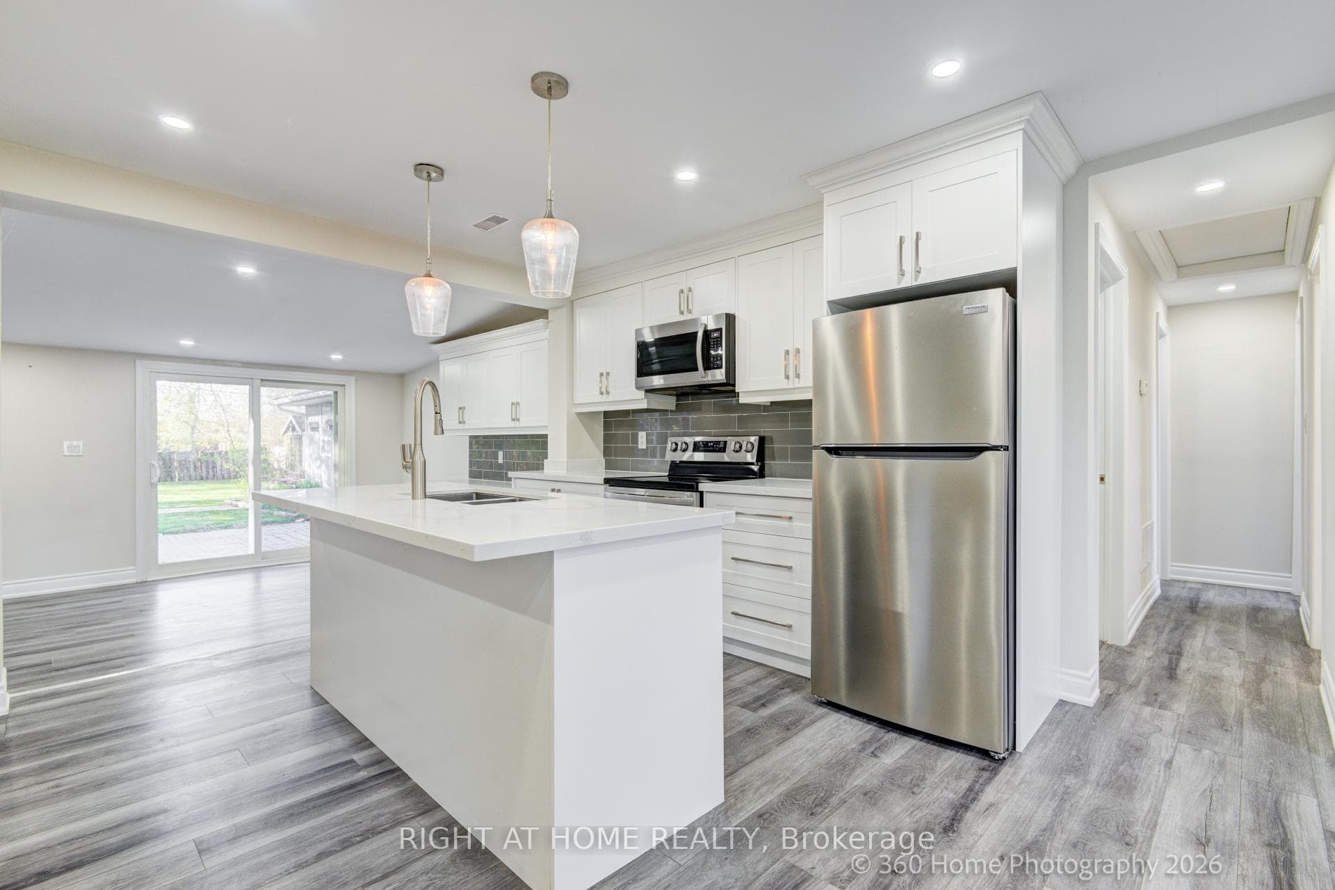 382 Irene Drive photo 12