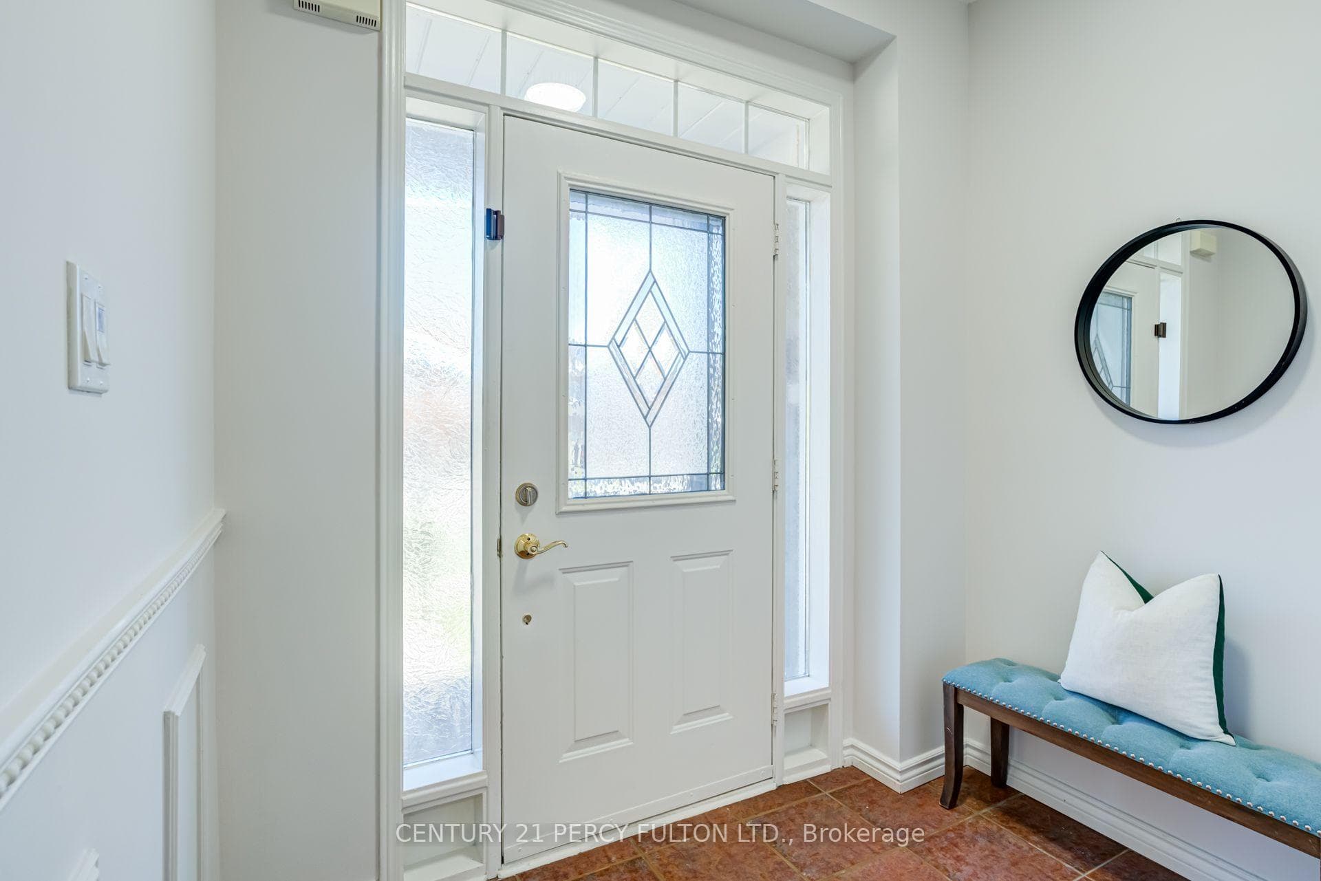366 Strouds Lane photo 2