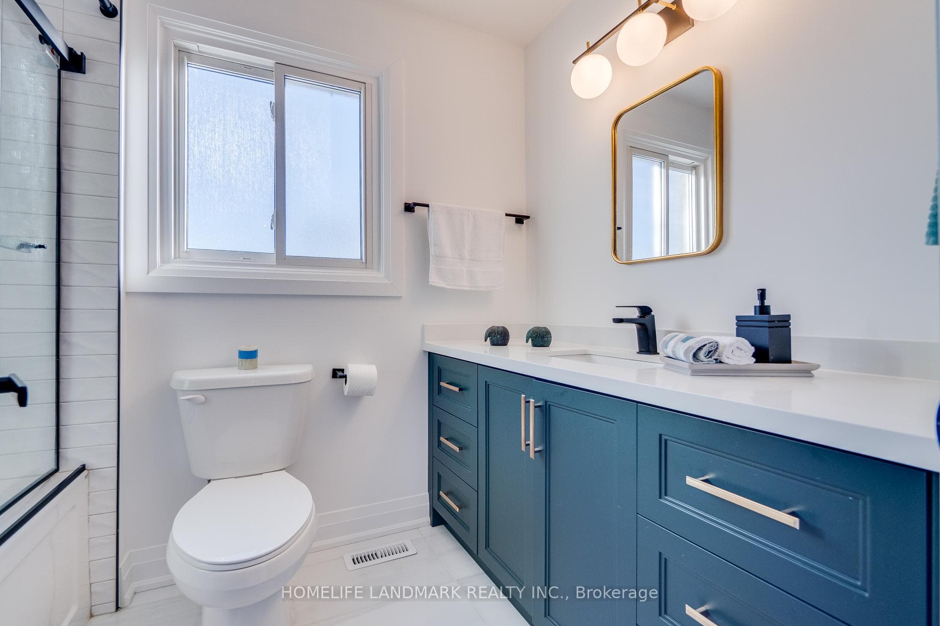 2535 valencia Road photo 27