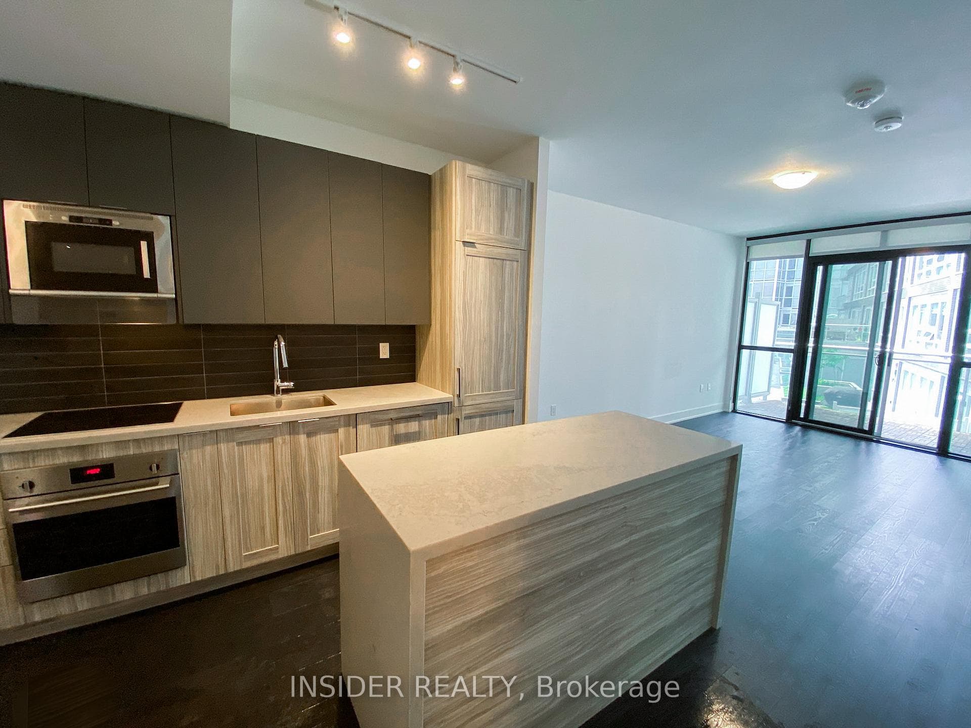 2908 Highway 7 Road Unit 306 photo 7