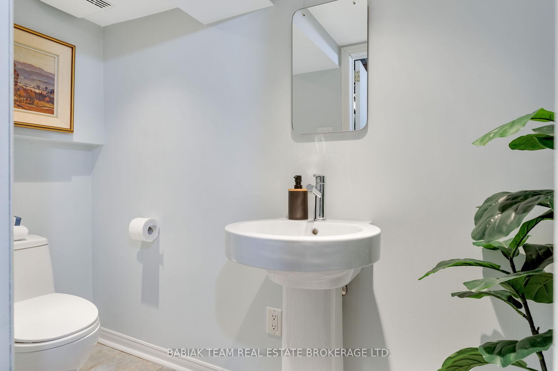 33 Humber Trail photo 38
