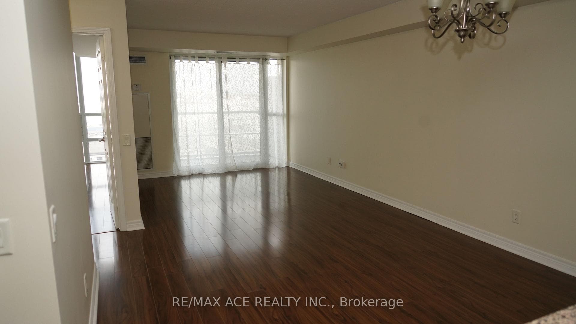 83 Borough Drive Unit 803 photo 8
