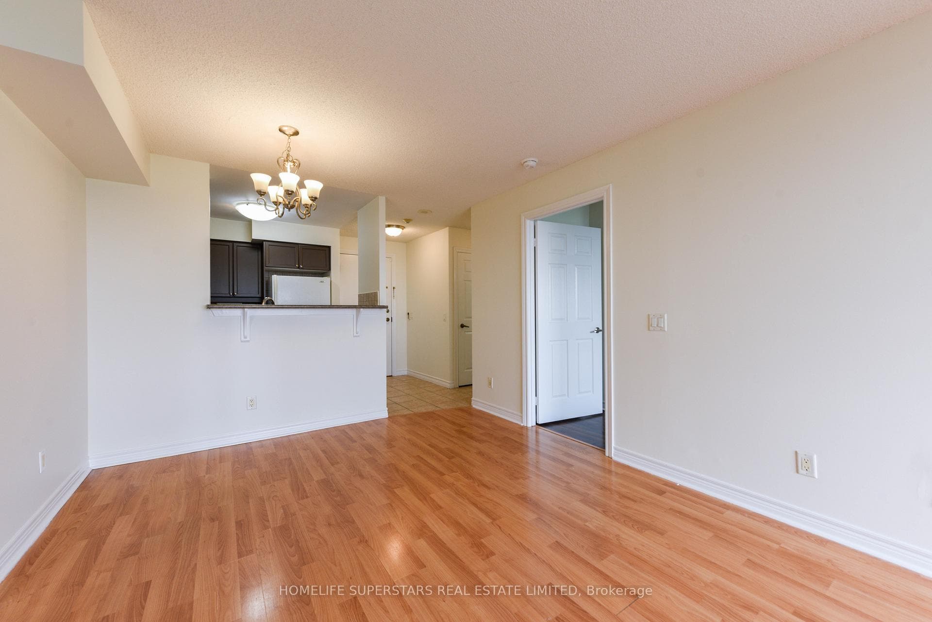 710 Humberwood Boulevard Unit 2011 photo 10