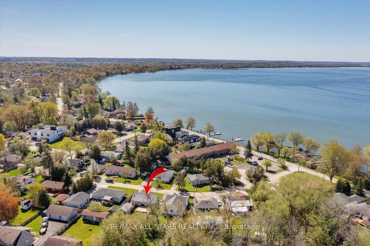 280 Crestwood Drive photo 2