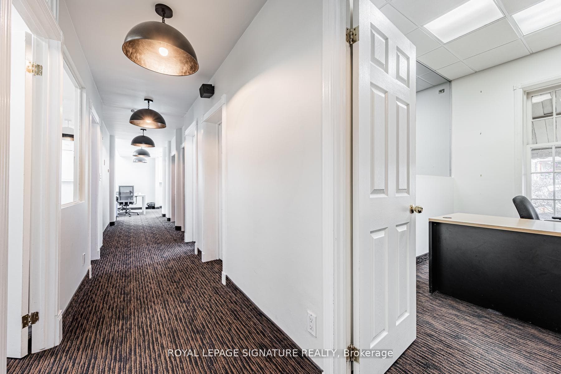 435 Eglinton Avenue photo 11