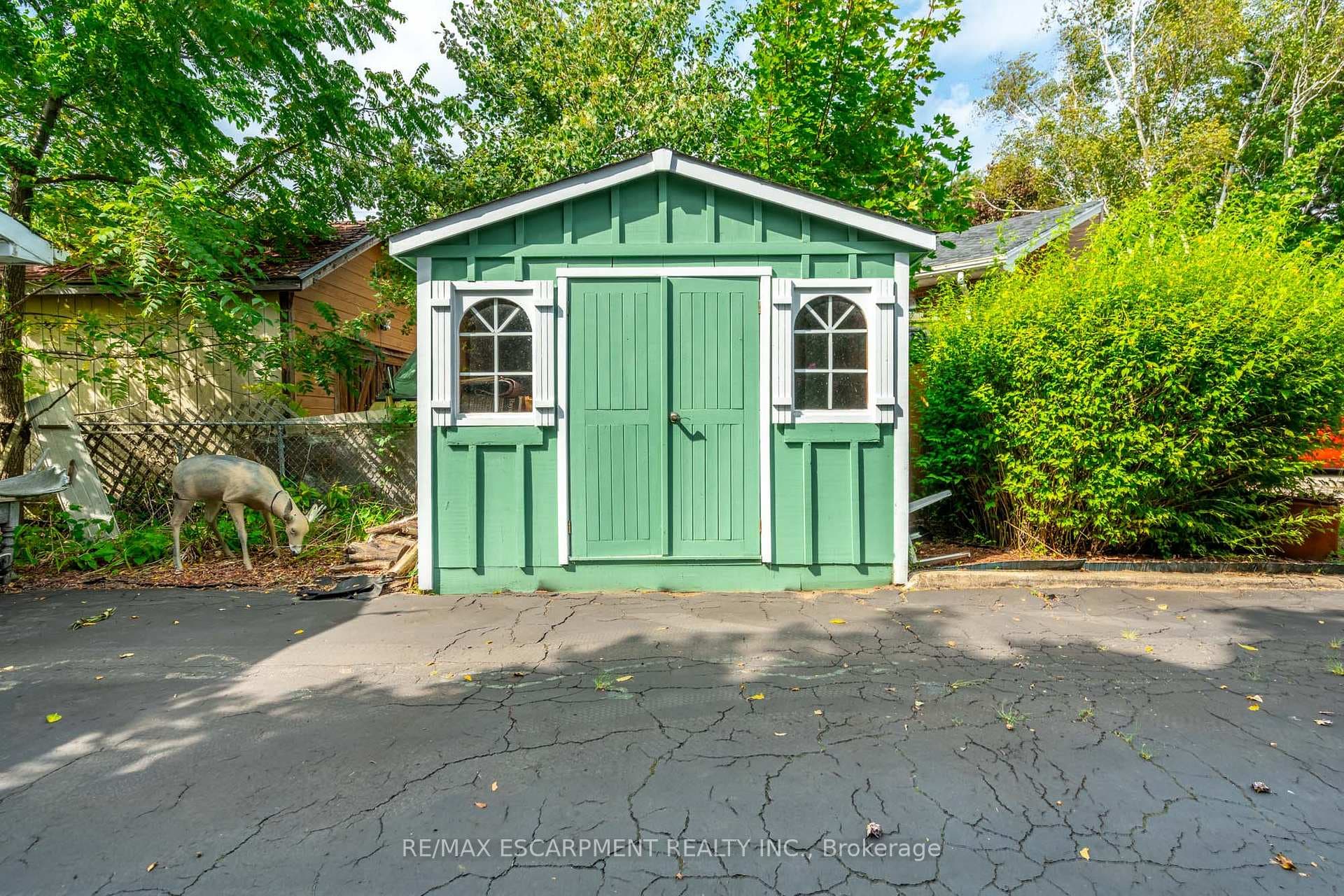 3 Algonquin Avenue photo 32