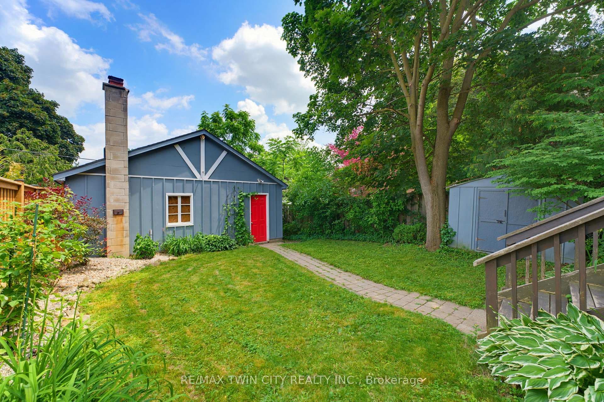85 Barrie Street photo 29